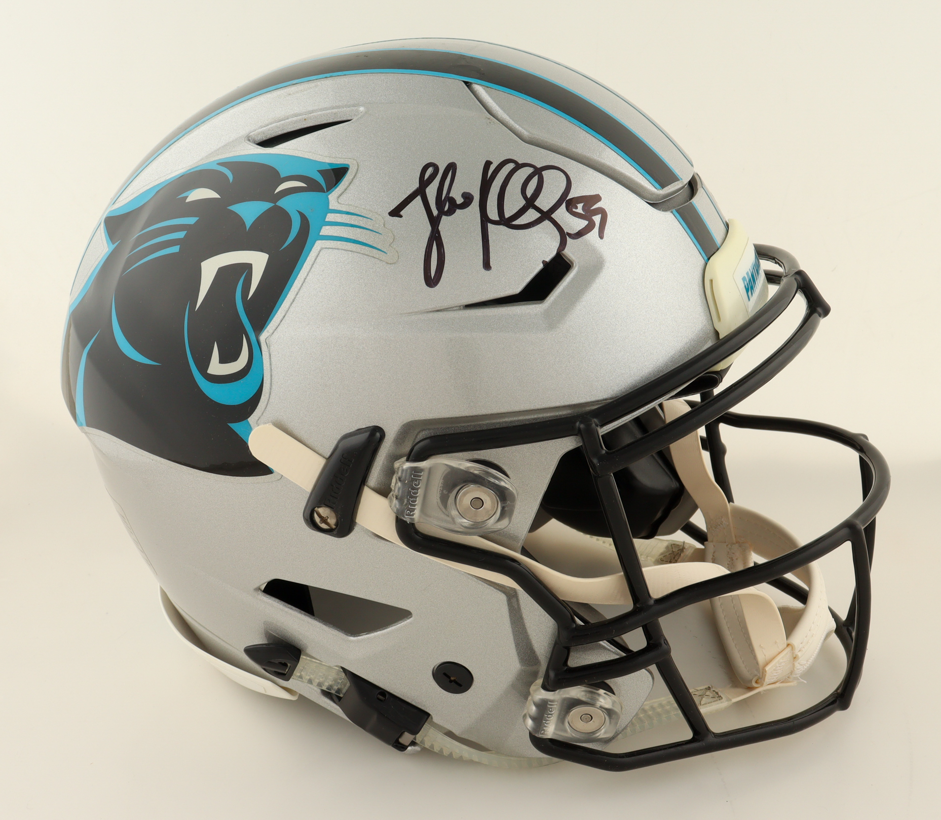 Luke Kuechly Signed Panthers Full-Size Authentic On-Field SpeedFlex Helmet (Beckett) at PristineAuction.com Luke Kuechly Signed Panthers Full-Size Authentic On-Field SpeedFlex Helmet (Beckett) at PristineAuction.com