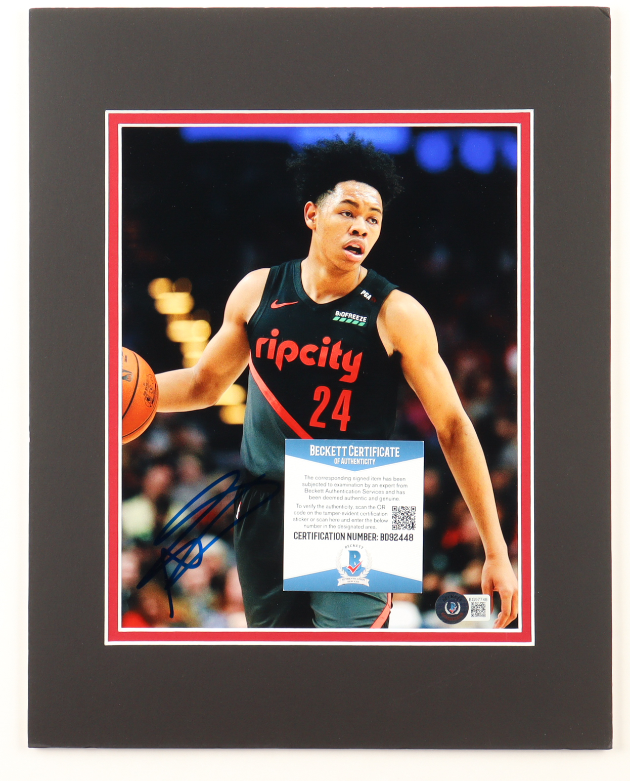 Anfernee Simons Signed Trail Blazers Custom Matted Photo Display (Beckett) at PristineAuction.com Anfernee Simons Signed Trail Blazers Custom Matted Photo Display (Beckett) at PristineAuction.com