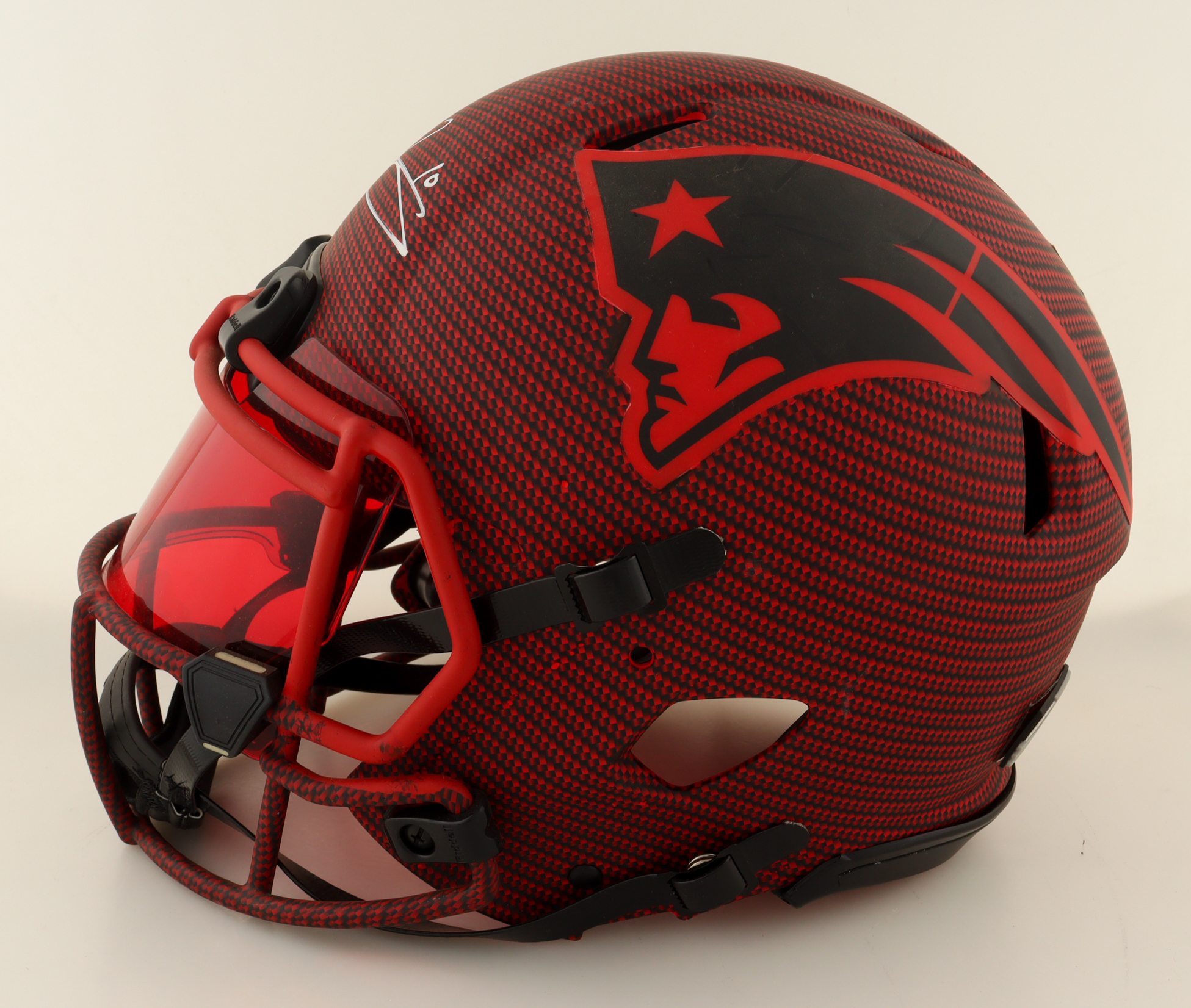 Mac Jones Signed Patriots Full-Size Authentic On-Field Custom Carbon Speed Helmet with Custom Visor (Beckett) at PristineAuction.com Mac Jones Signed Patriots Full-Size Authentic On-Field Custom Carbon Speed Helmet with Custom Visor (Beckett) at PristineAuction.com