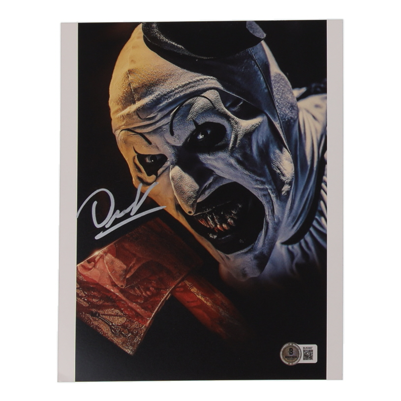 Damien Leone Signed "Terrifier" 8x10 Photo (Beckett) at PristineAuction.com Damien Leone Signed "Terrifier" 8x10 Photo (Beckett) at PristineAuction.com