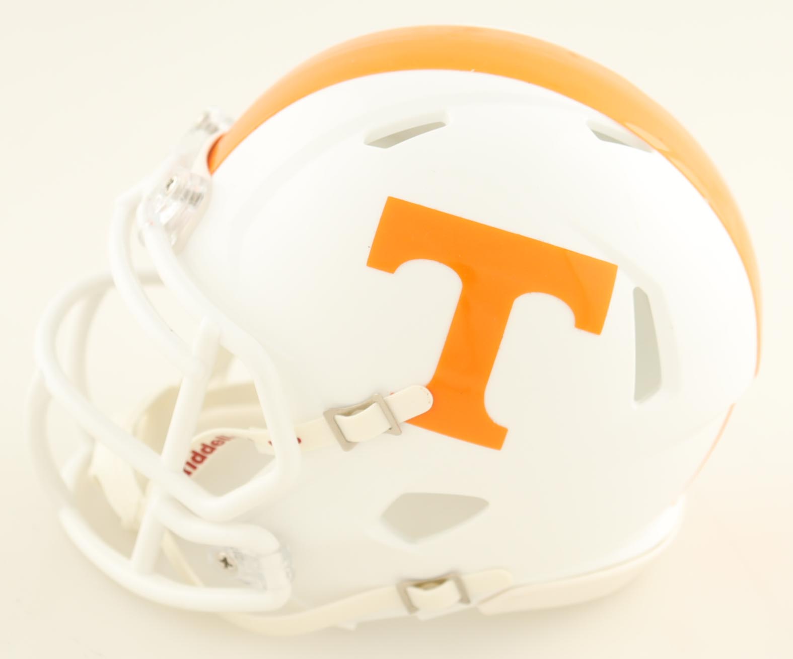 Arian Foster Signed Tennessee Volunteers Speed Mini Helmet (Beckett) at PristineAuction.com Arian Foster Signed Tennessee Volunteers Speed Mini Helmet (Beckett) at PristineAuction.com