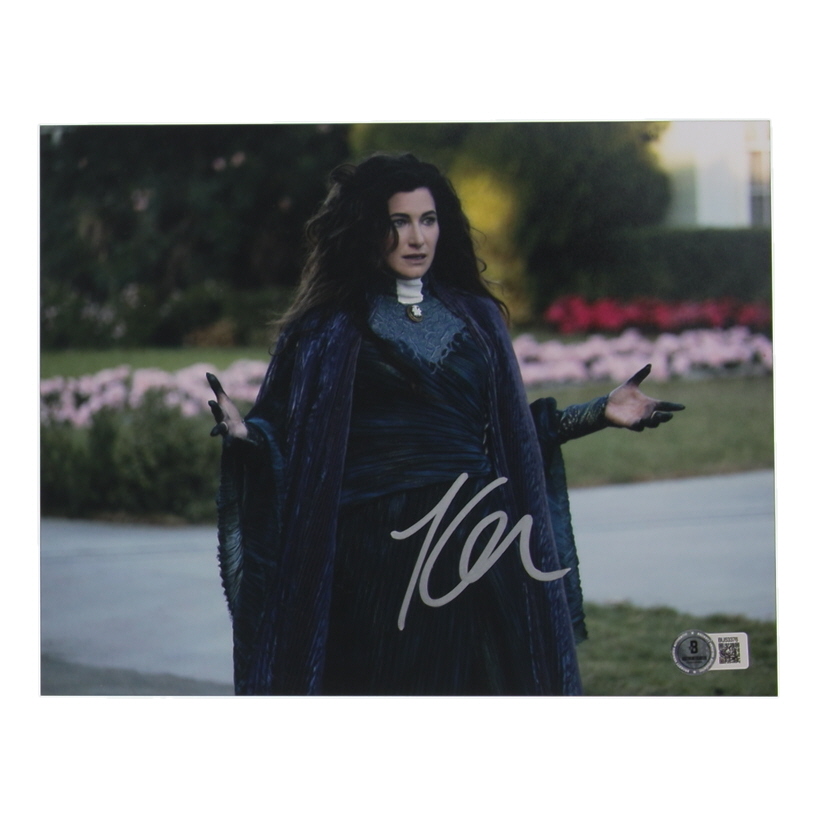 Kathryn Hahn Signed "WandaVision" 8x10 Photo (Beckett) at PristineAuction.com Kathryn Hahn Signed "WandaVision" 8x10 Photo (Beckett) at PristineAuction.com