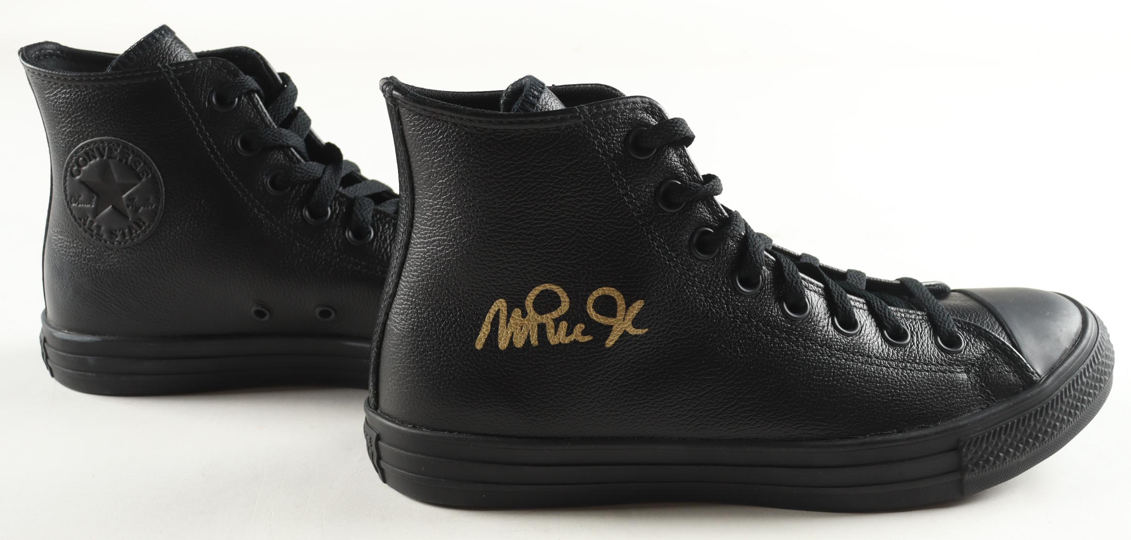 Magic Johnson & Larry Bird Signed Set of (2) Converse All-Star Basketball Shoes (PSA & Beckett) at PristineAuction.com Magic Johnson & Larry Bird Signed Set of (2) Converse All-Star Basketball Shoes (PSA & Beckett) at PristineAuction.com