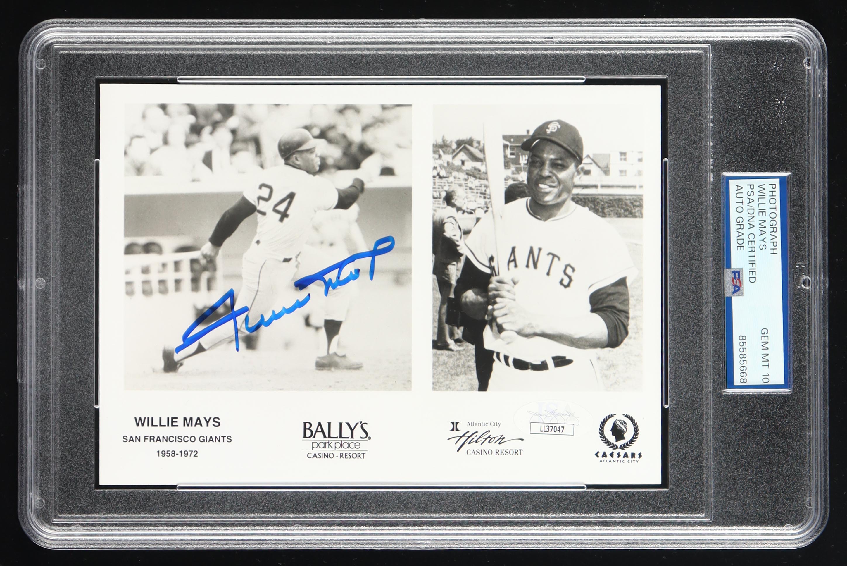 Willie Mays Signed Giants Vintage Caesars Palace Photo (PSA 10 & JSA) at PristineAuction.com Willie Mays Signed Giants Vintage Caesars Palace Photo (PSA 10 & JSA) at PristineAuction.com