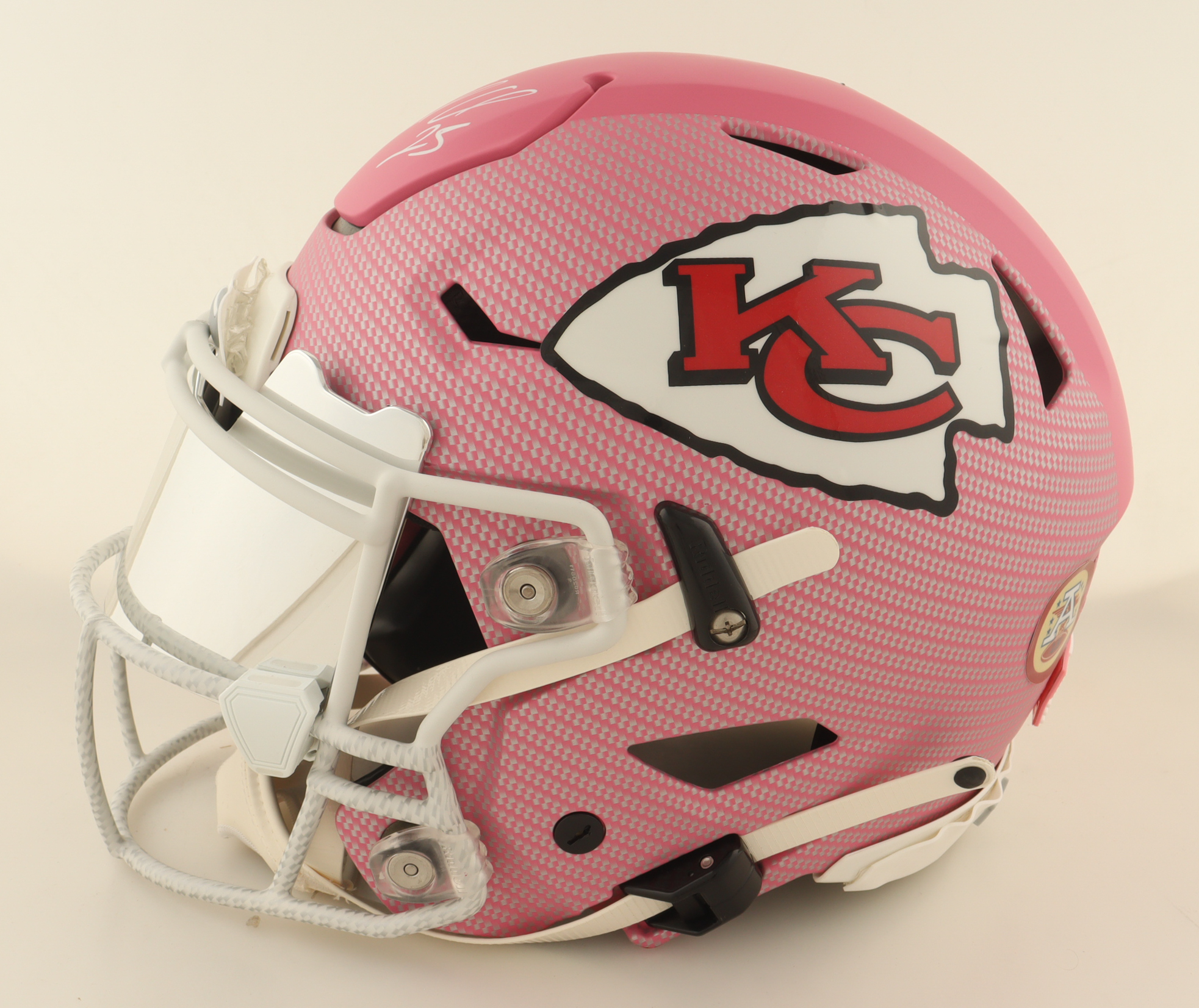 Jamaal Charles Signed Custom Chiefs Full-Size Authentic On-Field Speed Helmet with Visor (Beckett) at PristineAuction.com Jamaal Charles Signed Custom Chiefs Full-Size Authentic On-Field Speed Helmet with Visor (Beckett) at PristineAuction.com