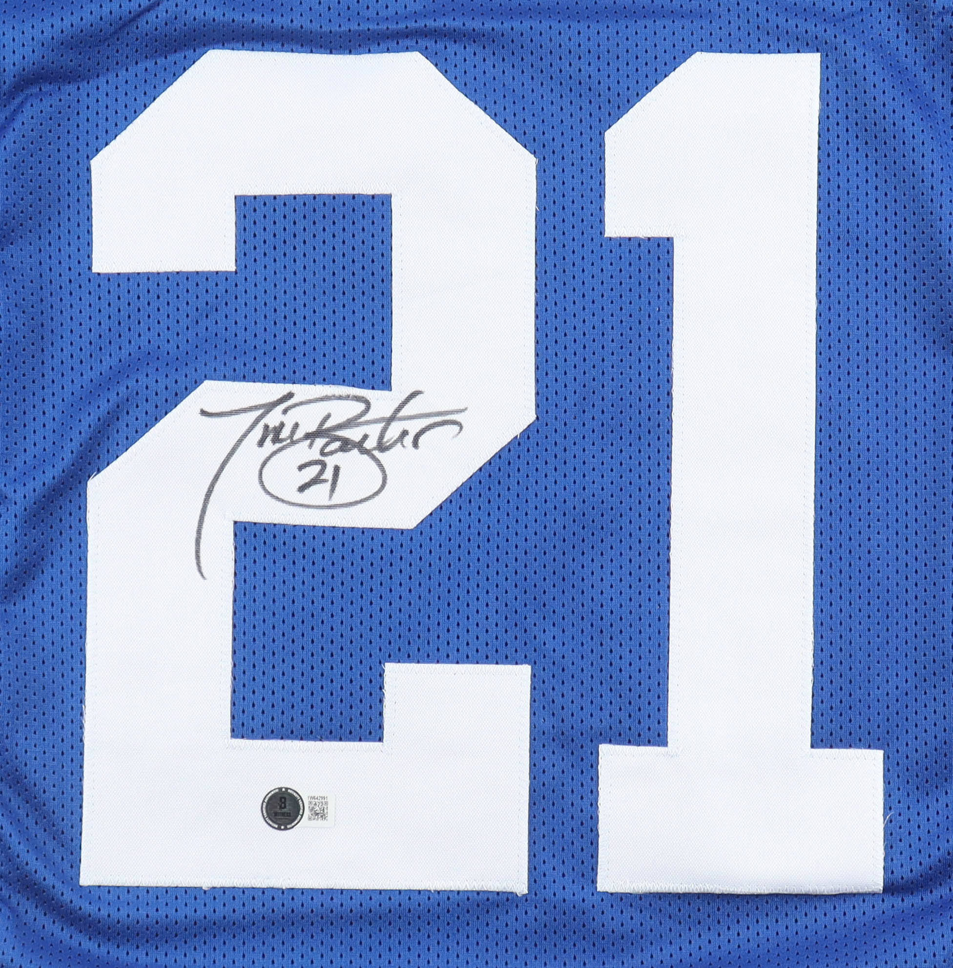Tiki Barber Signed Jersey (Beckett) at PristineAuction.com Tiki Barber Signed Jersey (Beckett) at PristineAuction.com