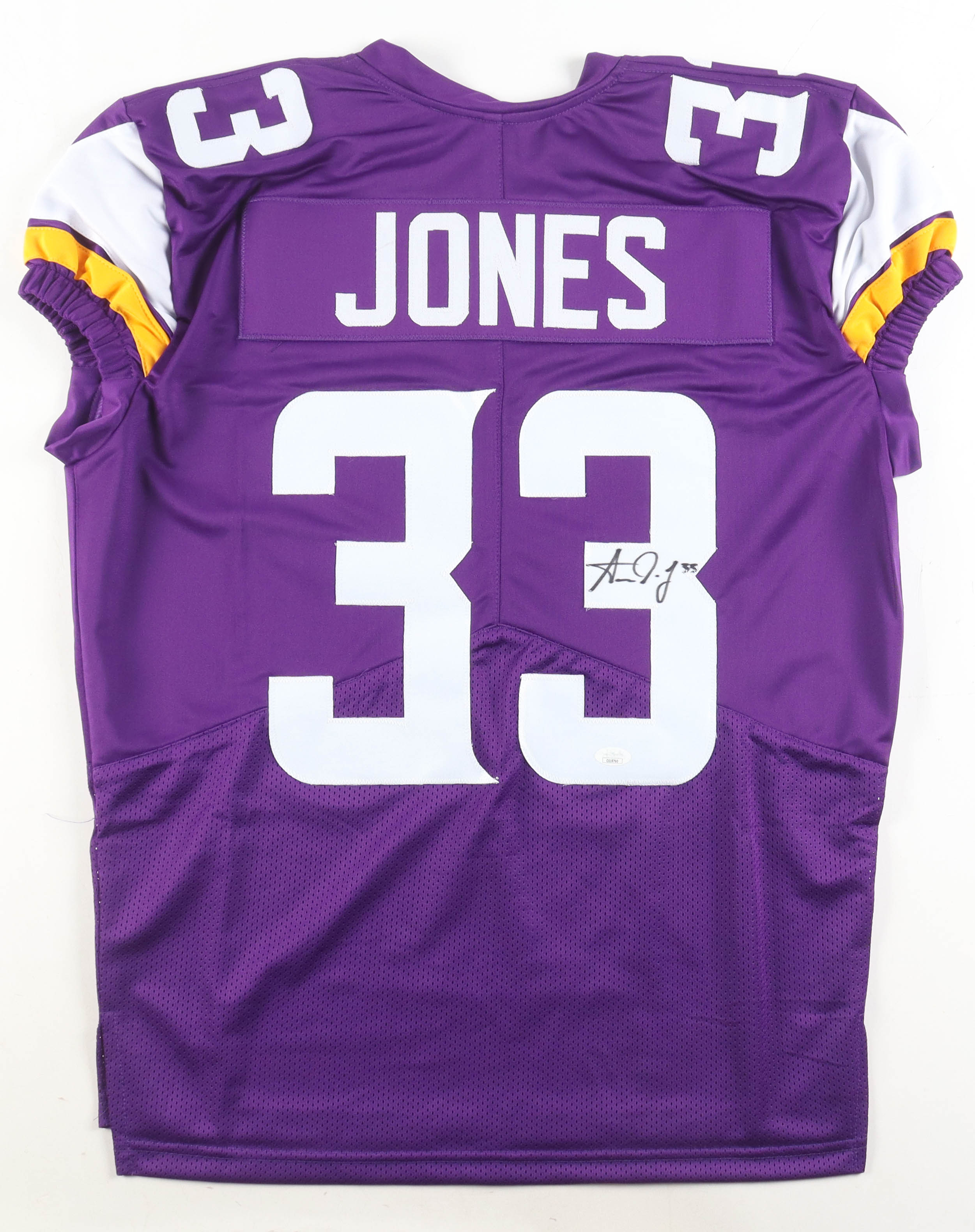 Aaron Jones Signed Jersey (JSA) at PristineAuction.com Aaron Jones Signed Jersey (JSA) at PristineAuction.com