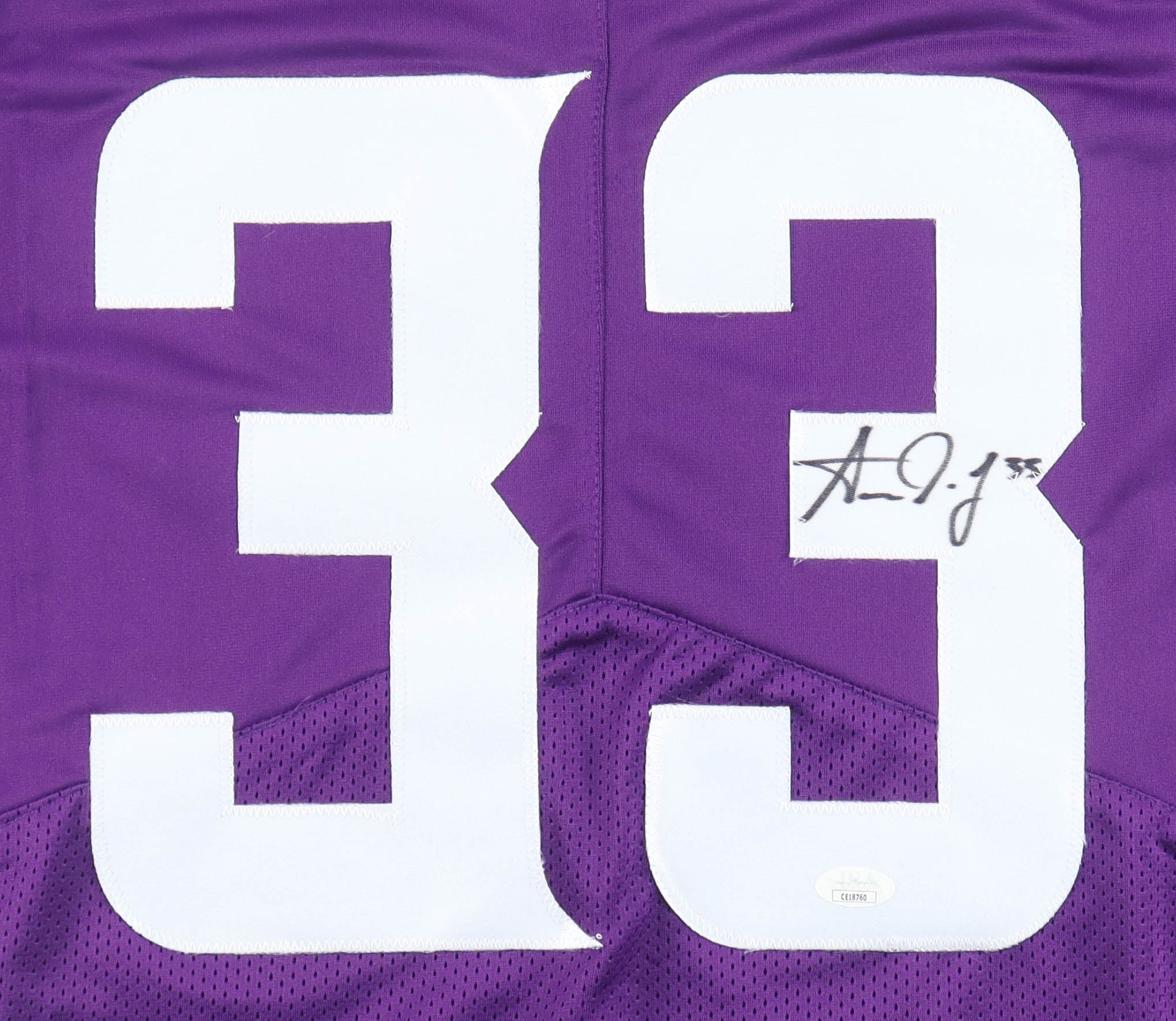 Aaron Jones Signed Jersey (JSA) at PristineAuction.com Aaron Jones Signed Jersey (JSA) at PristineAuction.com