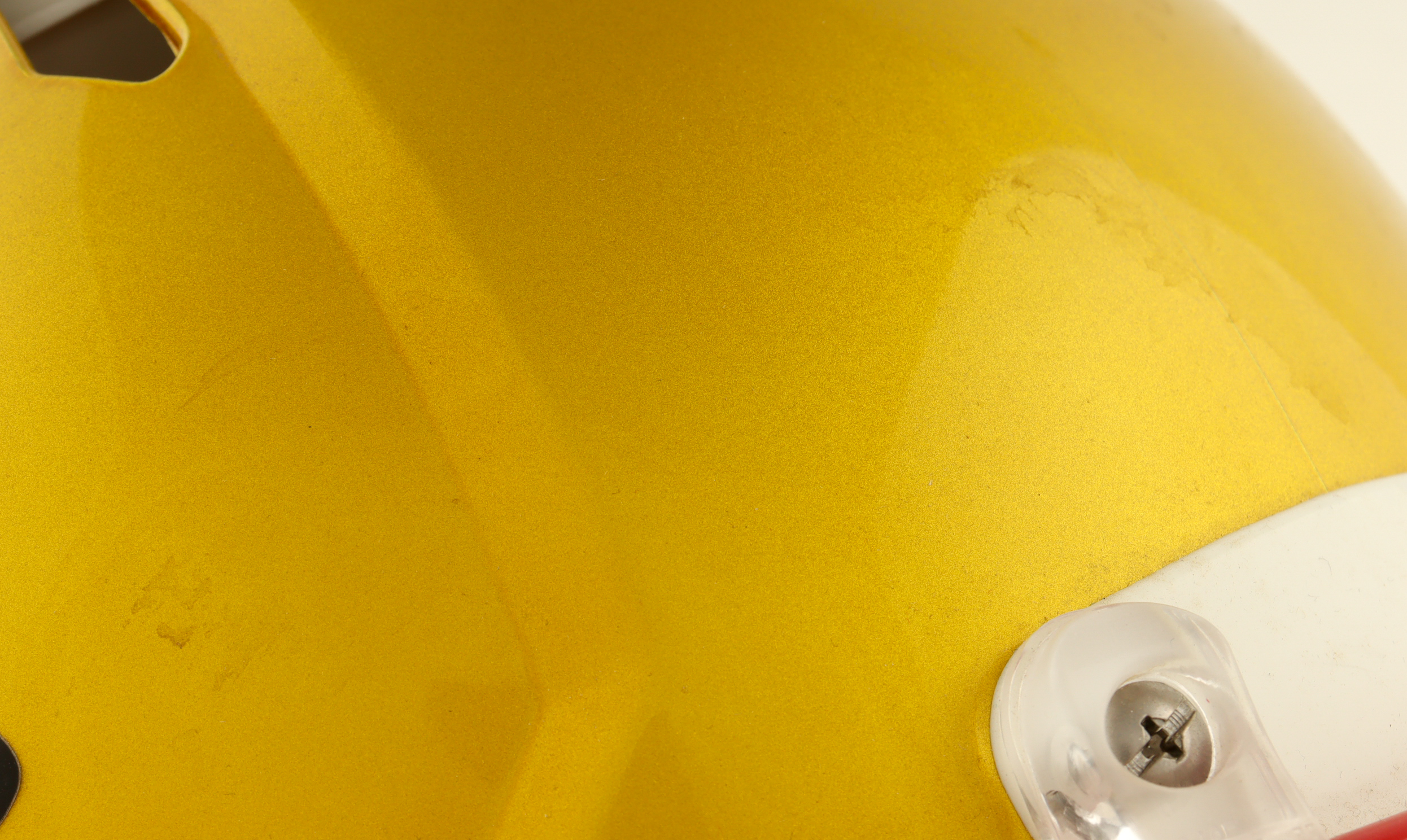 Travis Kelce Signed Chiefs Full-Size Authentic On-Field Flash Alternate Speed Helmet (Beckett) at PristineAuction.com Travis Kelce Signed Chiefs Full-Size Authentic On-Field Flash Alternate Speed Helmet (Beckett) at PristineAuction.com