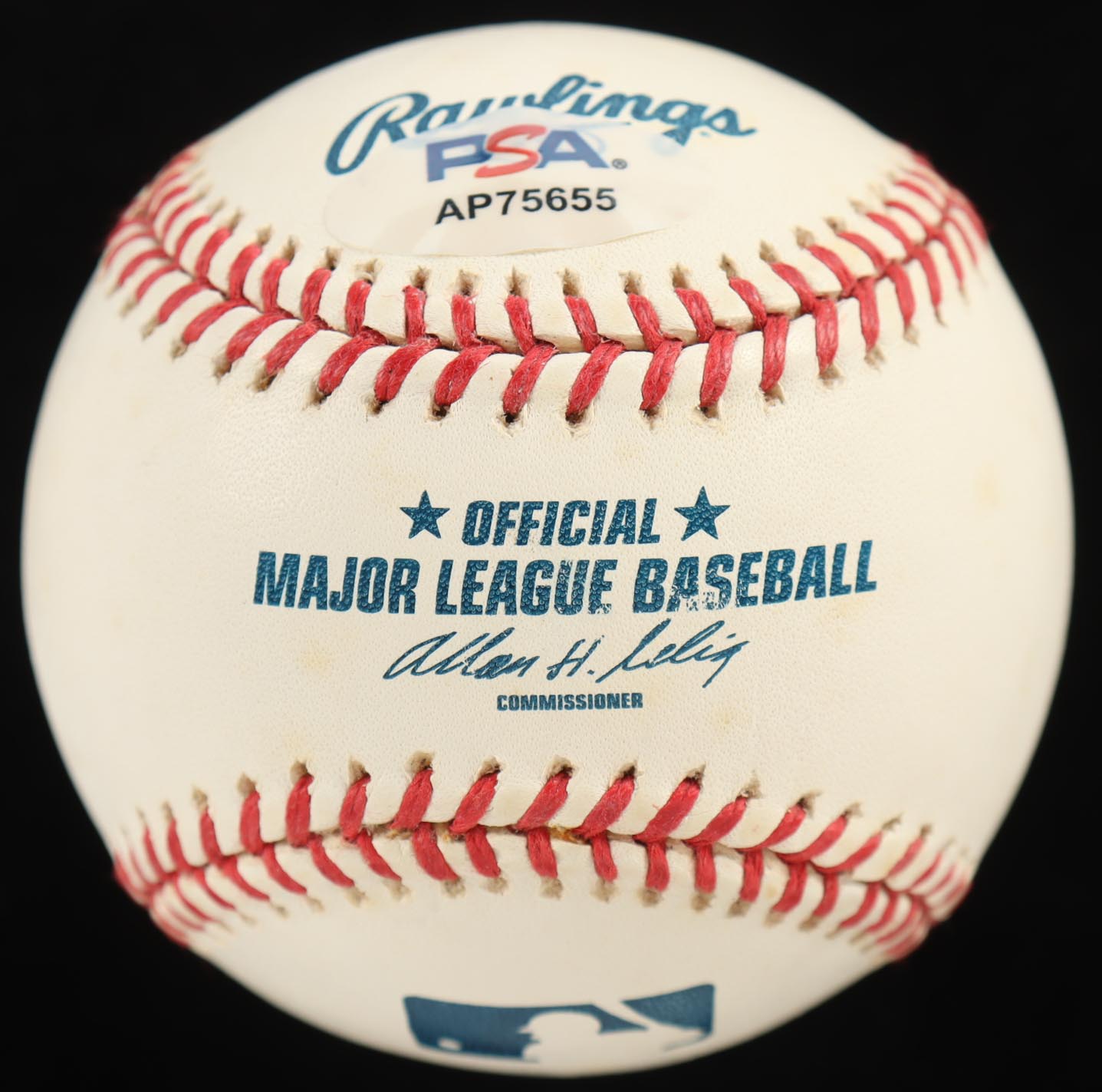 Yogi Berra Signed OML Baseball with Display Case (PSA) at PristineAuction.com Yogi Berra Signed OML Baseball with Display Case (PSA) at PristineAuction.com