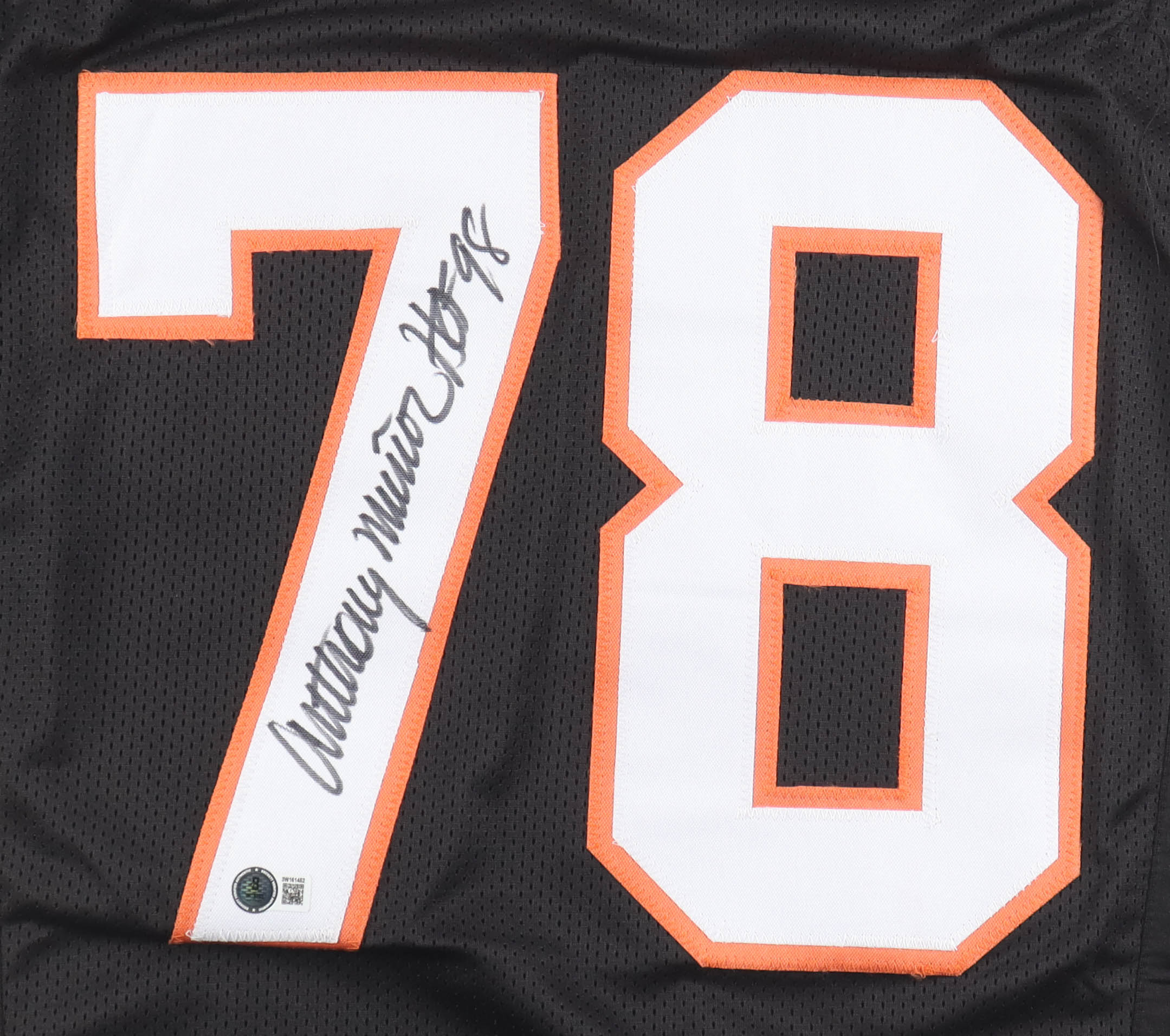 Anthony Munoz Signed Jersey (Beckett) at PristineAuction.com Anthony Munoz Signed Jersey (Beckett) at PristineAuction.com