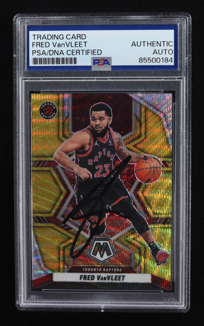 Fred VanVleet Signed 2021-22 Panini Mosaic Mosaic Gold Wave #67 (PSA) at PristineAuction.com Fred VanVleet Signed 2021-22 Panini Mosaic Mosaic Gold Wave #67 (PSA) at PristineAuction.com