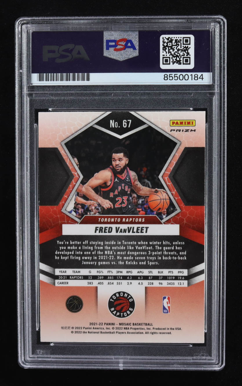 Fred VanVleet Signed 2021-22 Panini Mosaic Mosaic Gold Wave #67 (PSA) at PristineAuction.com Fred VanVleet Signed 2021-22 Panini Mosaic Mosaic Gold Wave #67 (PSA) at PristineAuction.com
