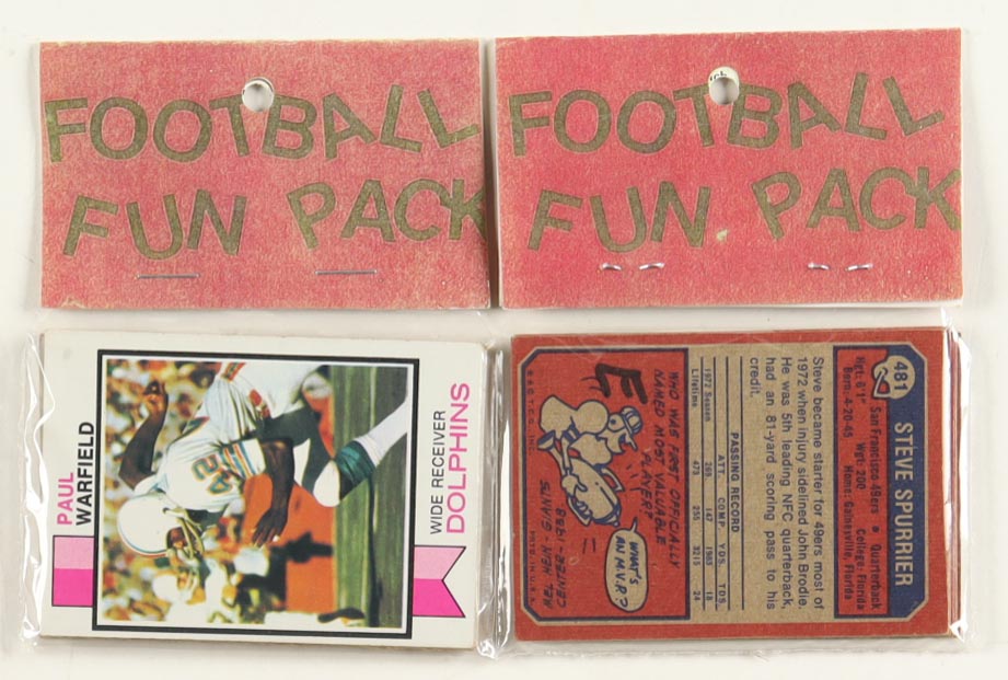 1973 Topps Football Cello Fun Pack Vending Box with (20) Packs at PristineAuction.com 1973 Topps Football Cello Fun Pack Vending Box with (20) Packs at PristineAuction.com