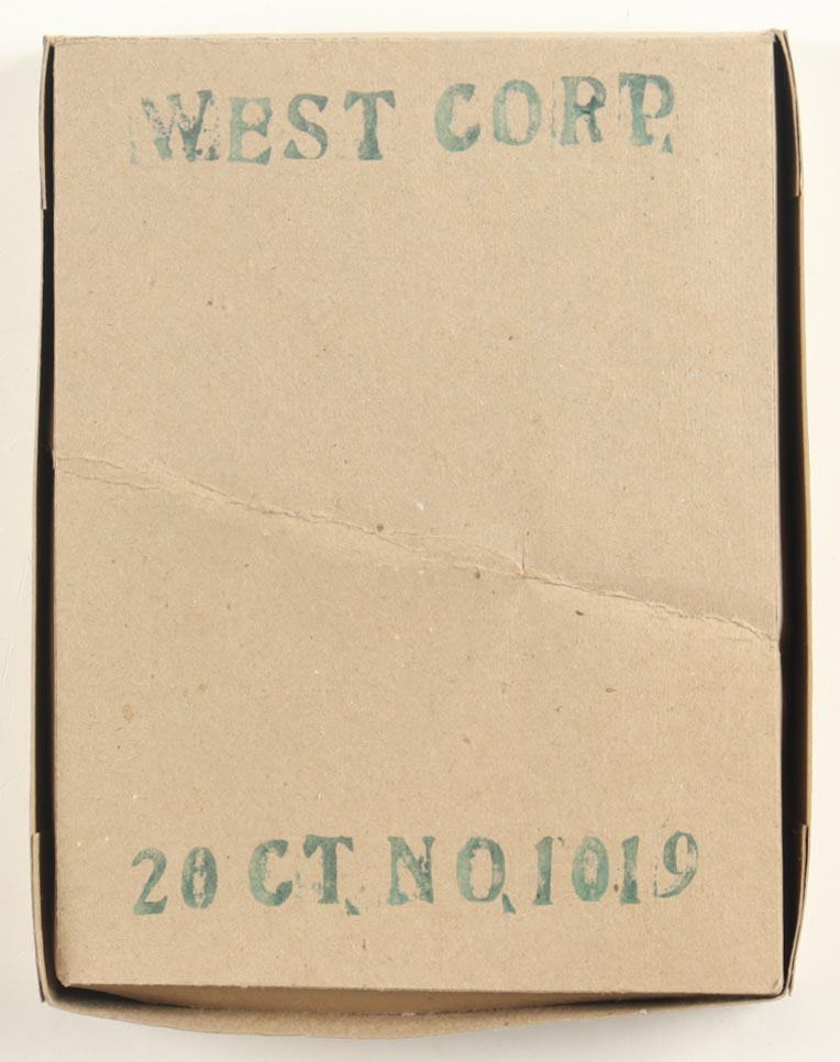 1975 Topps Baseball Cello Fun Pack Vending Box with (20) Packs at PristineAuction.com 1975 Topps Baseball Cello Fun Pack Vending Box with (20) Packs at PristineAuction.com