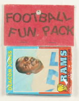 1971 Topps Football Card Fun Pack with (10) Cards at PristineAuction.com
