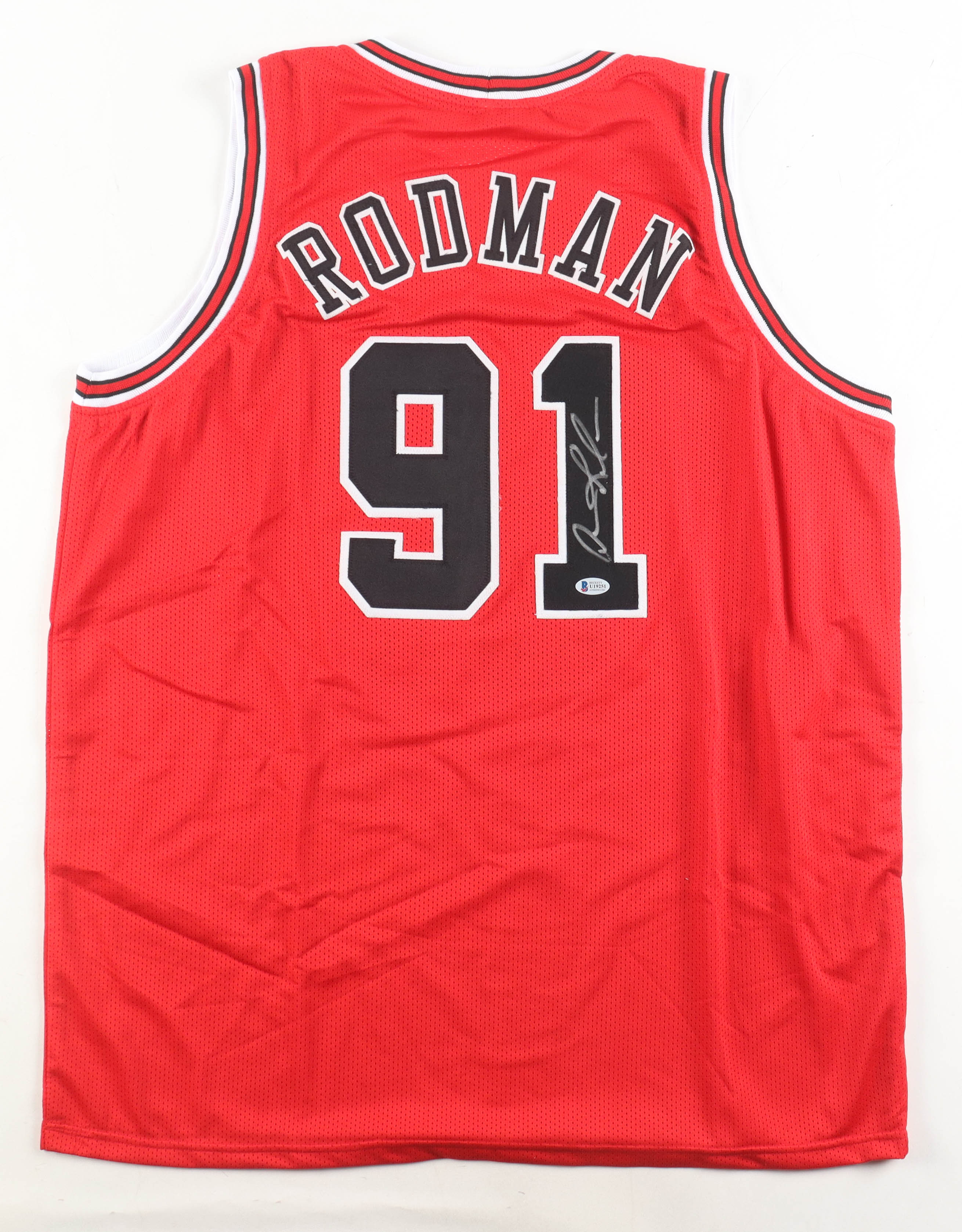 Dennis Rodman Signed Jersey (Beckett) at PristineAuction.com Dennis Rodman Signed Jersey (Beckett) at PristineAuction.com