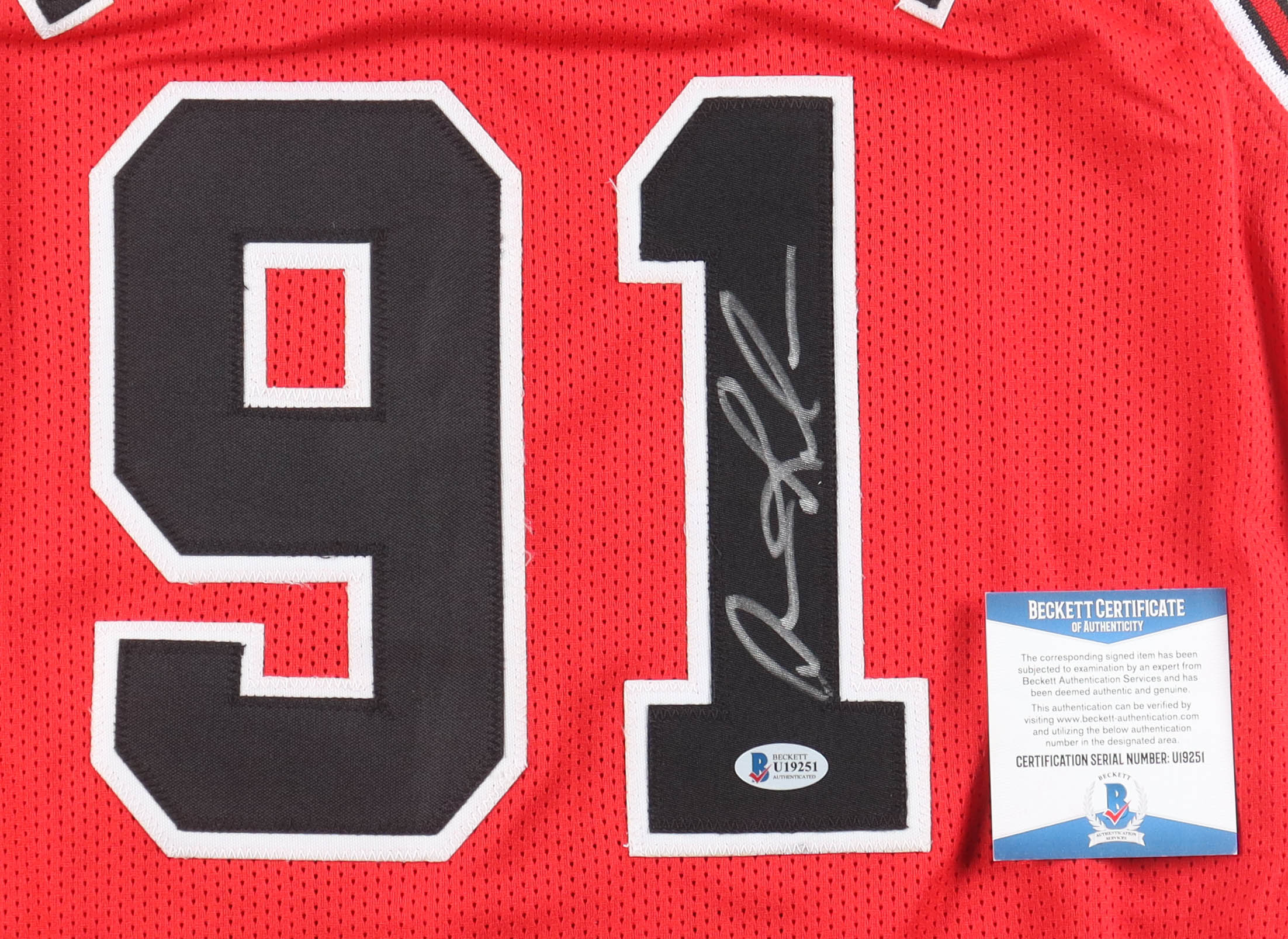 Dennis Rodman Signed Jersey (Beckett) at PristineAuction.com Dennis Rodman Signed Jersey (Beckett) at PristineAuction.com