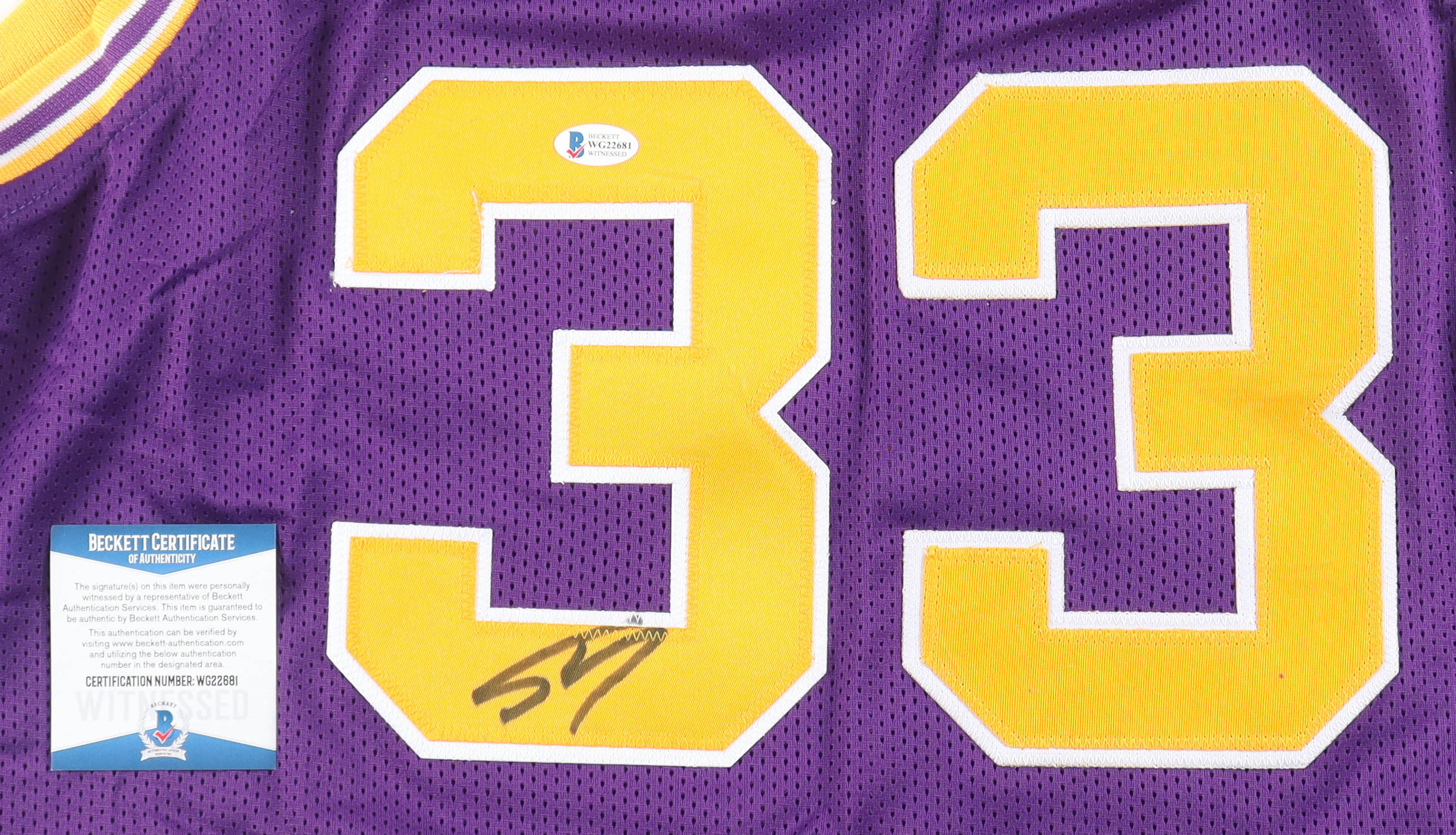 Shaquille O'Neal Signed Jersey (Beckett) at PristineAuction.com Shaquille O'Neal Signed Jersey (Beckett) at PristineAuction.com