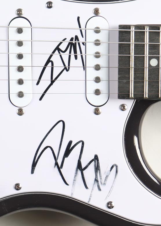 Post Malone & Jelly Roll Signed 39" Glarry Electric Guitar (JSA) at PristineAuction.com Post Malone & Jelly Roll Signed 39" Glarry Electric Guitar (JSA) at PristineAuction.com