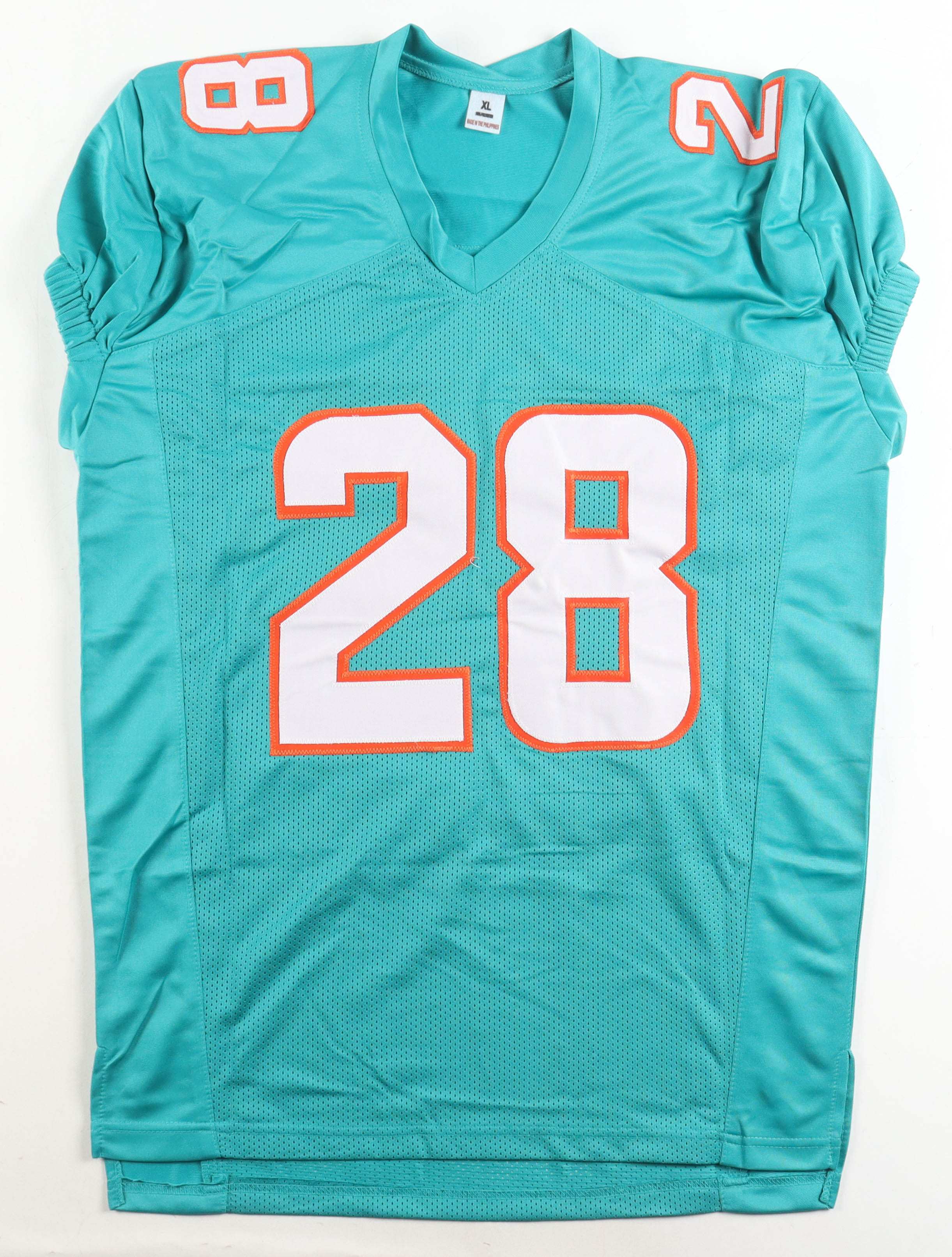 De'Von Achane Signed Jersey (Beckett) at PristineAuction.com De'Von Achane Signed Jersey (Beckett) at PristineAuction.com