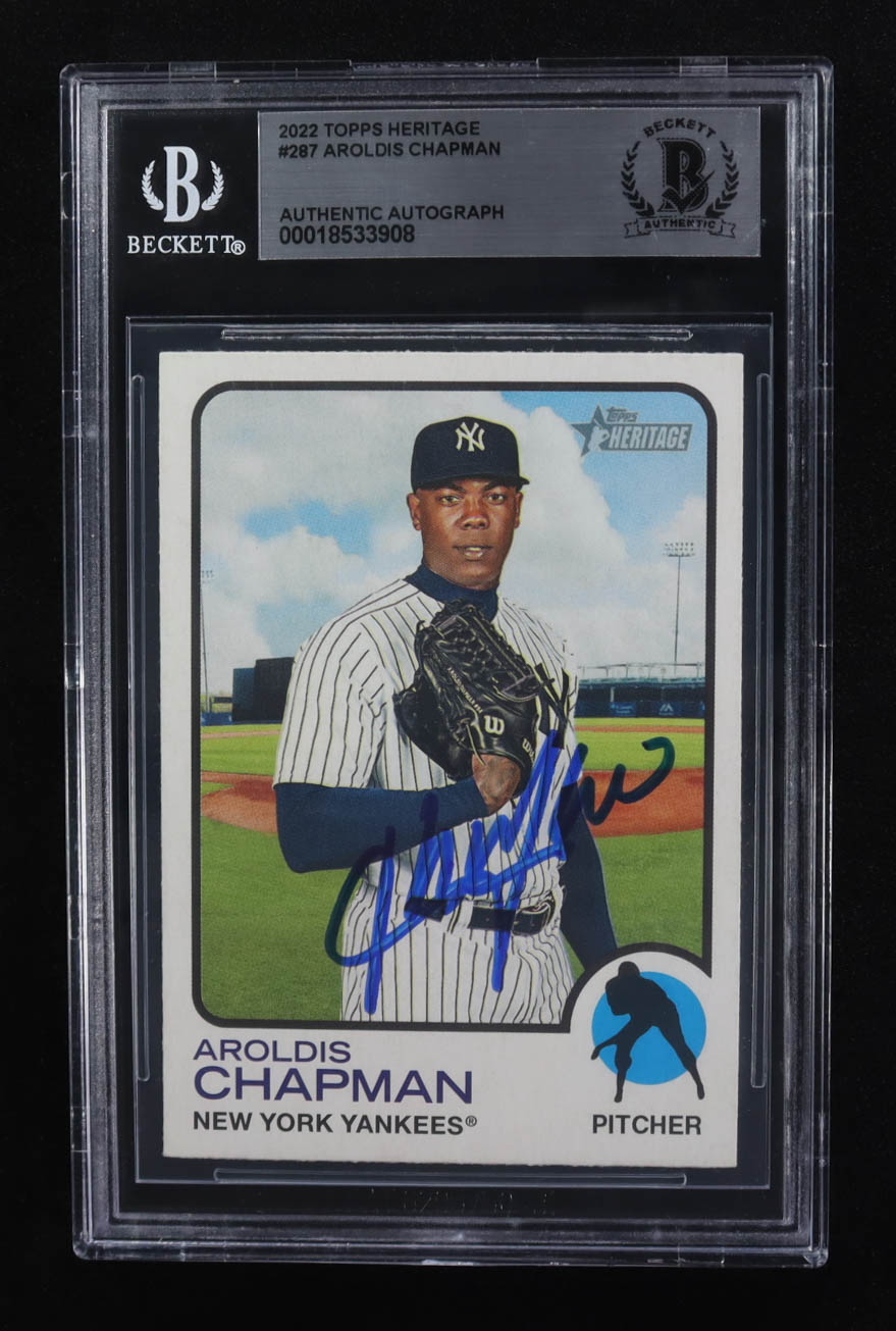Aroldis Chapman Signed 2022 Topps Heritage #287 (Beckett | Auto Grade BGS Authentic) at PristineAuction.com Aroldis Chapman Signed 2022 Topps Heritage #287 (Beckett | Auto Grade BGS Authentic) at PristineAuction.com