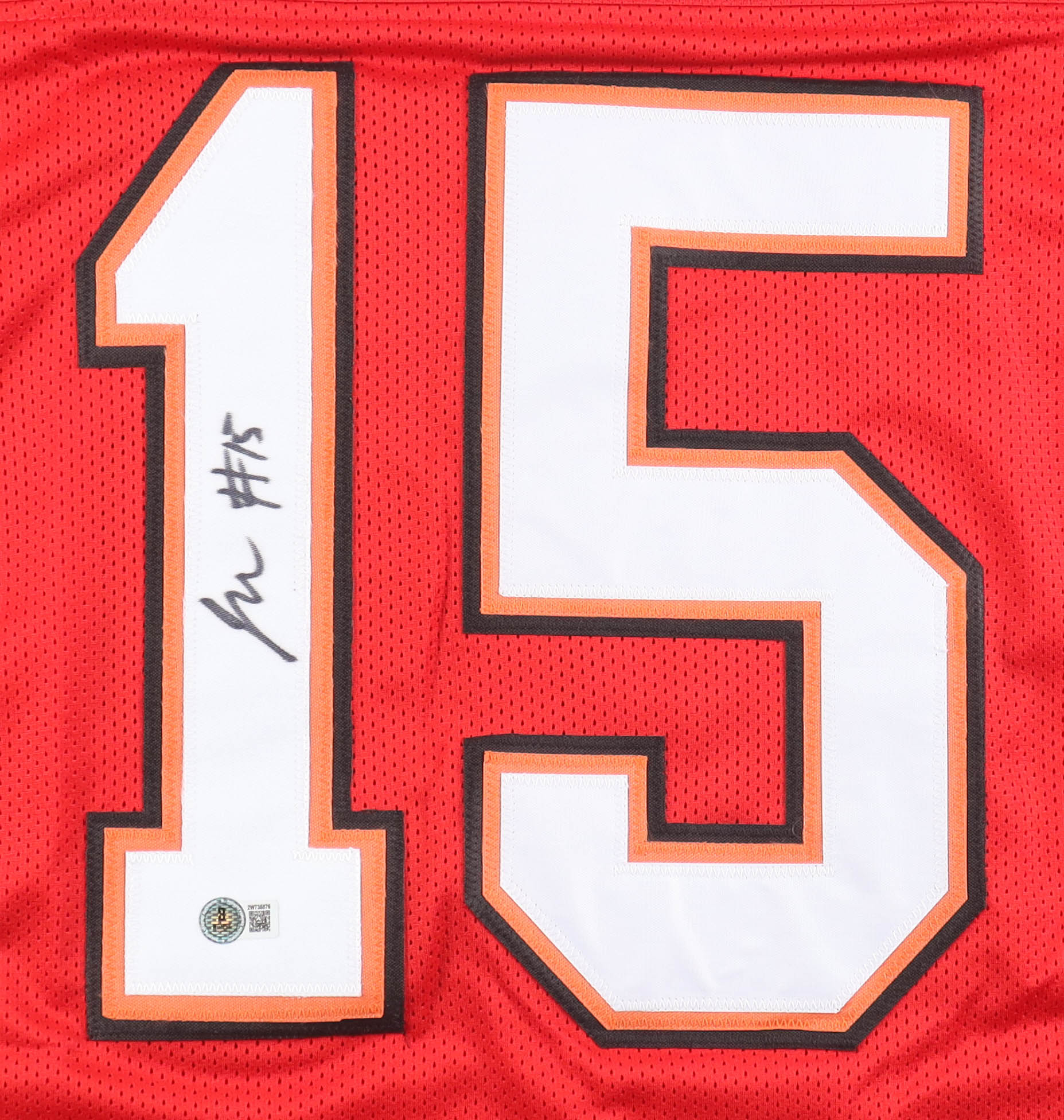 Jalen McMillan Signed Jersey (Beckett) at PristineAuction.com Jalen McMillan Signed Jersey (Beckett) at PristineAuction.com