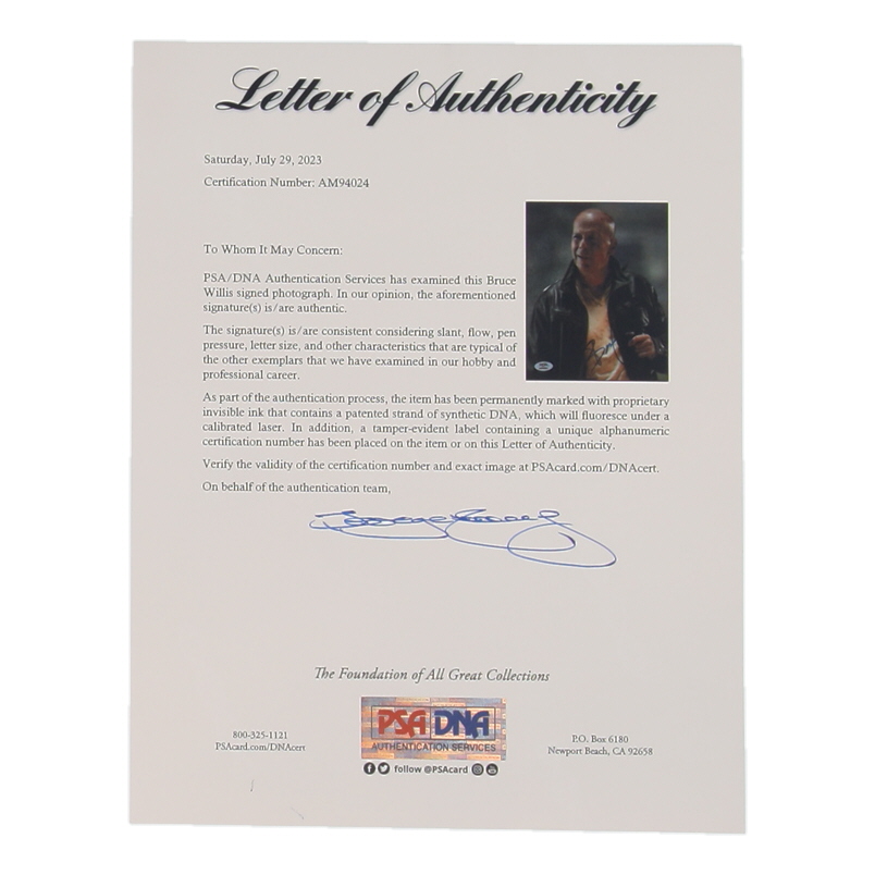Bruce Willis Signed "A Good Day to Die Hard" 8x10 Photo (PSA) at PristineAuction.com Bruce Willis Signed "A Good Day to Die Hard" 8x10 Photo (PSA) at PristineAuction.com
