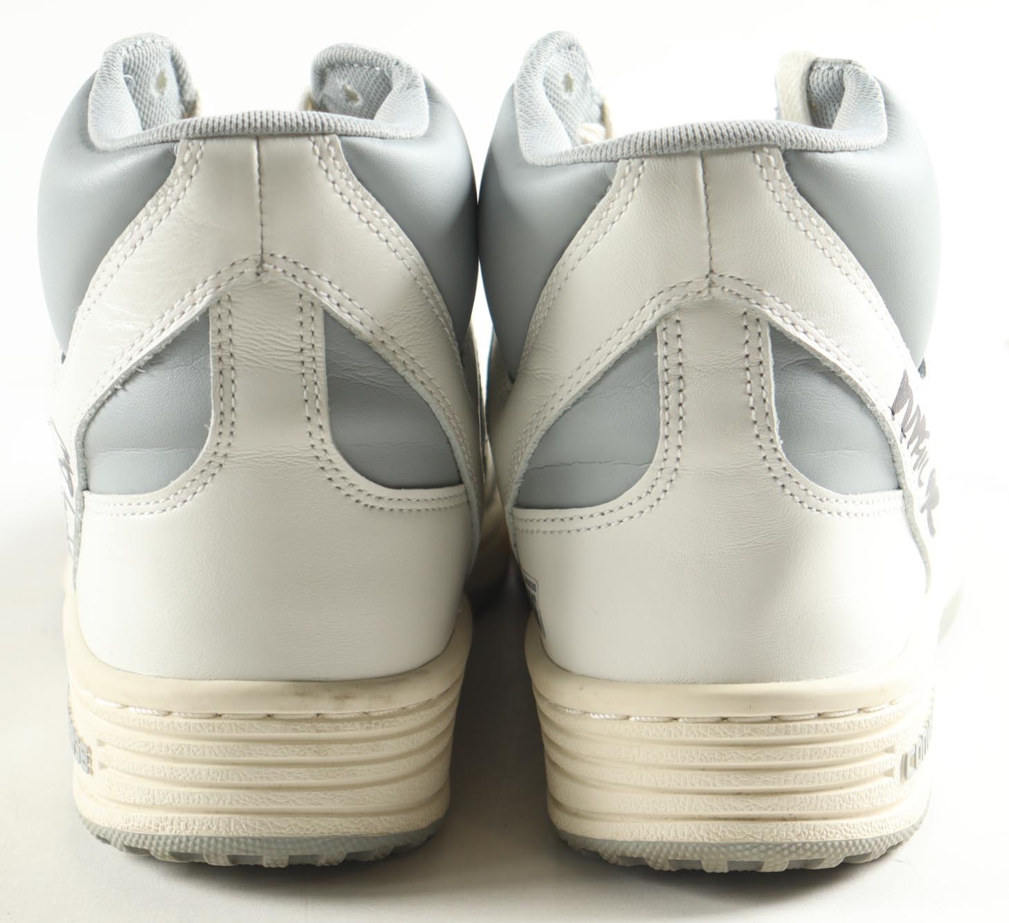 Magic Johnson & Larry Bird Signed Set of (2) Converse All-Star Basketball Shoes with Display Case (PSA & Beckett) at PristineAuction.com Magic Johnson & Larry Bird Signed Set of (2) Converse All-Star Basketball Shoes with Display Case (PSA & Beckett) at PristineAuction.com