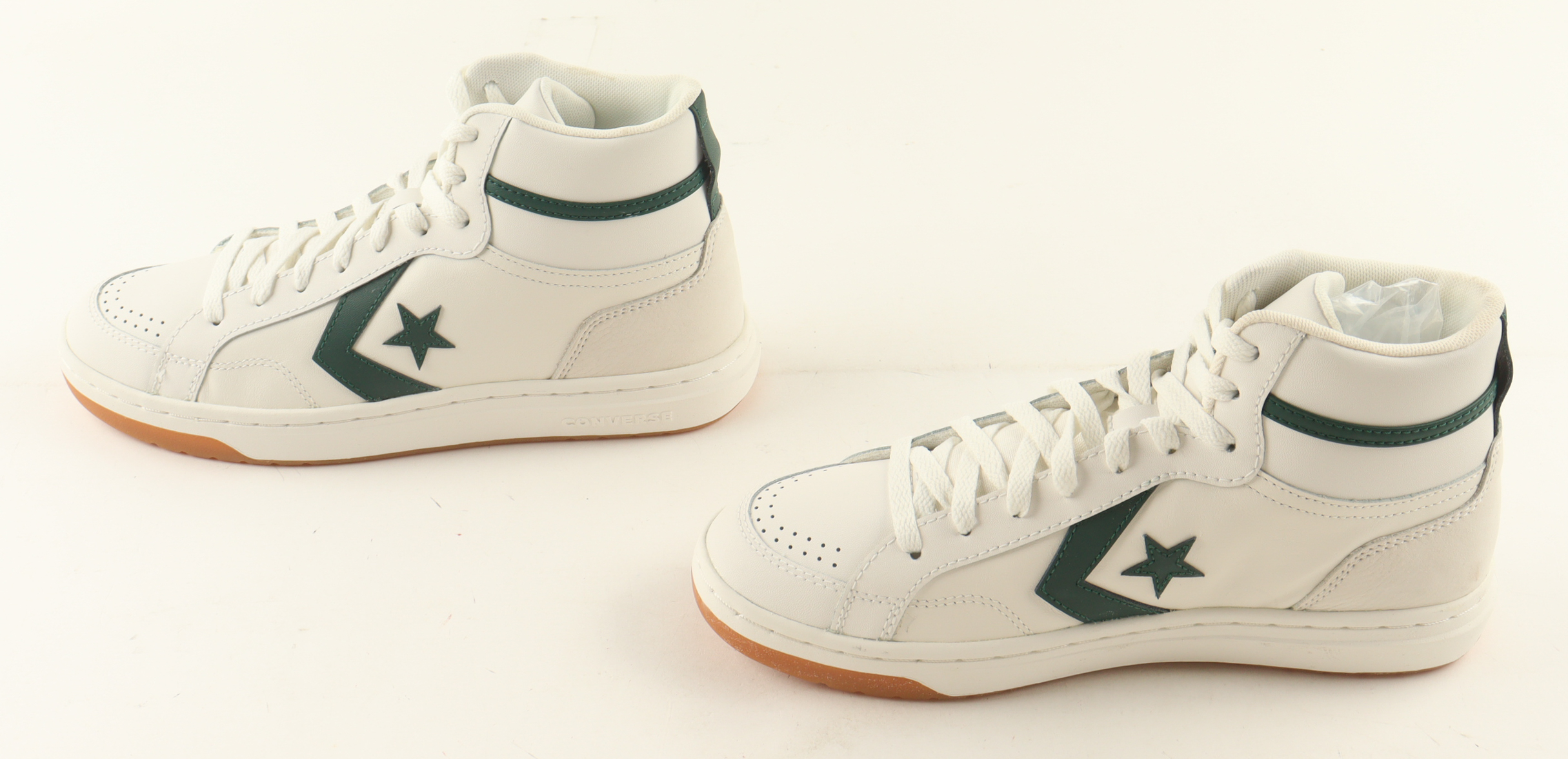 Larry Bird Signed Set of (2) Converse All-Star Basketball Shoes (PSA) at PristineAuction.com Larry Bird Signed Set of (2) Converse All-Star Basketball Shoes (PSA) at PristineAuction.com