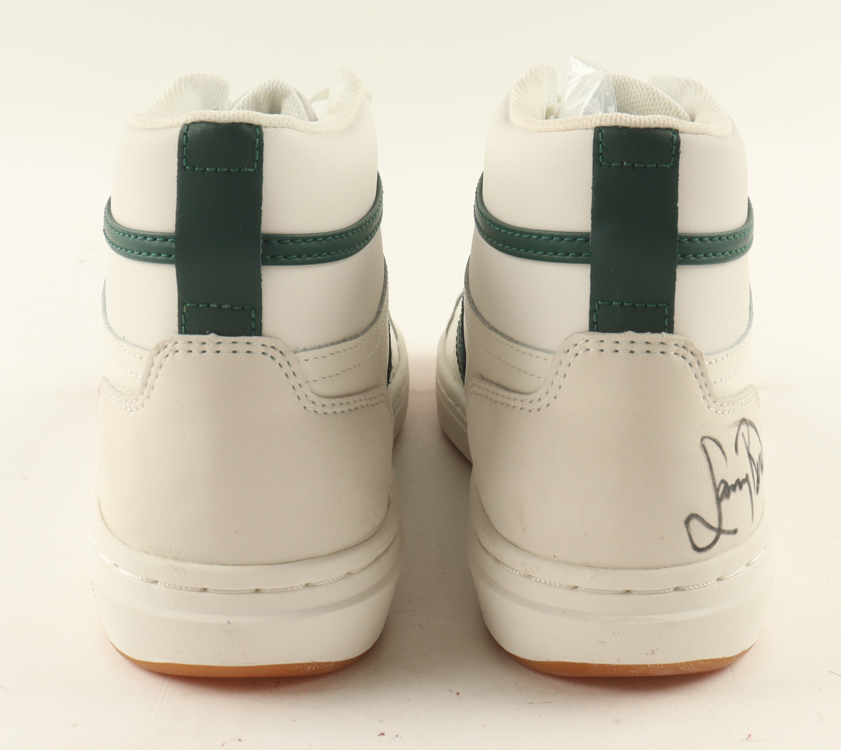Larry Bird Signed Set of (2) Converse All-Star Basketball Shoes (PSA) at PristineAuction.com Larry Bird Signed Set of (2) Converse All-Star Basketball Shoes (PSA) at PristineAuction.com