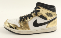 Magic Johnson Signed Air Jordan Basketball Shoe (Beckett) at PristineAuction.com