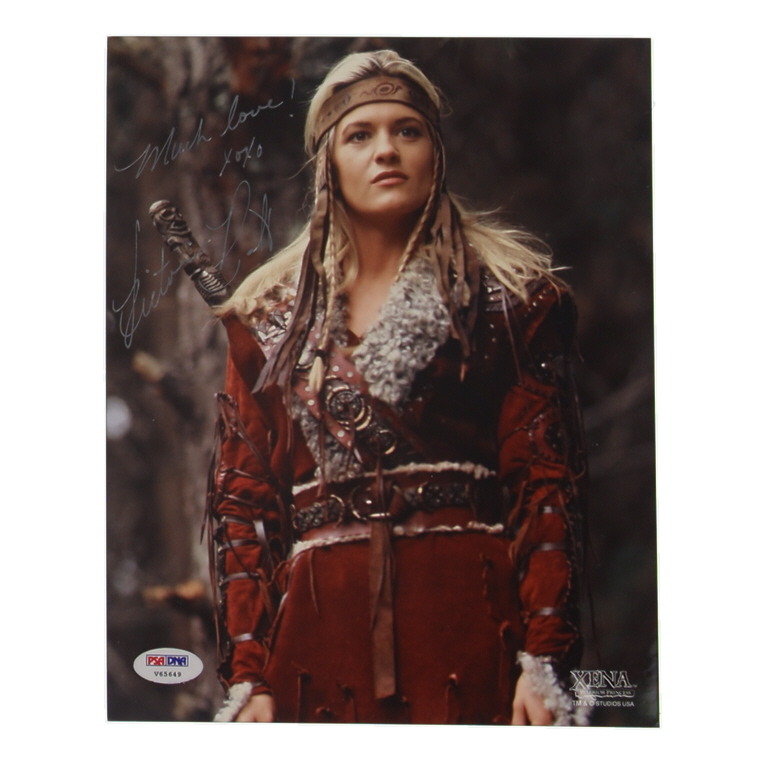 Victoria Pratt Signed "Xena: Warrior Princess" 8x10 Photo Inscribed "Much Love! XOXO" (PSA) at PristineAuction.com Victoria Pratt Signed "Xena: Warrior Princess" 8x10 Photo Inscribed "Much Love! XOXO" (PSA) at PristineAuction.com