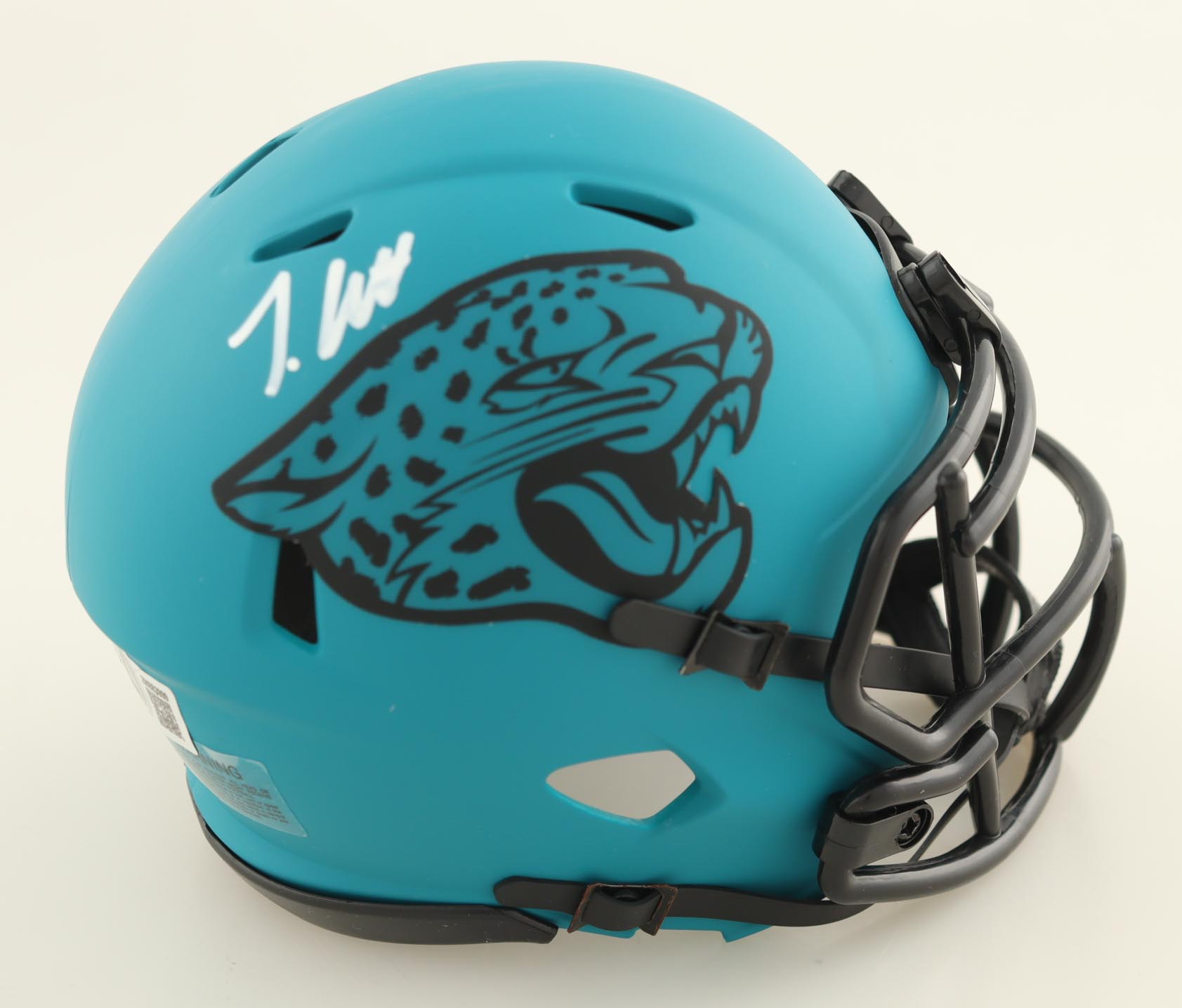 Travis Hunter Signed Jaguars Rave Alternate Speed Mini Helmet (Beckett) at PristineAuction.com Travis Hunter Signed Jaguars Rave Alternate Speed Mini Helmet (Beckett) at PristineAuction.com