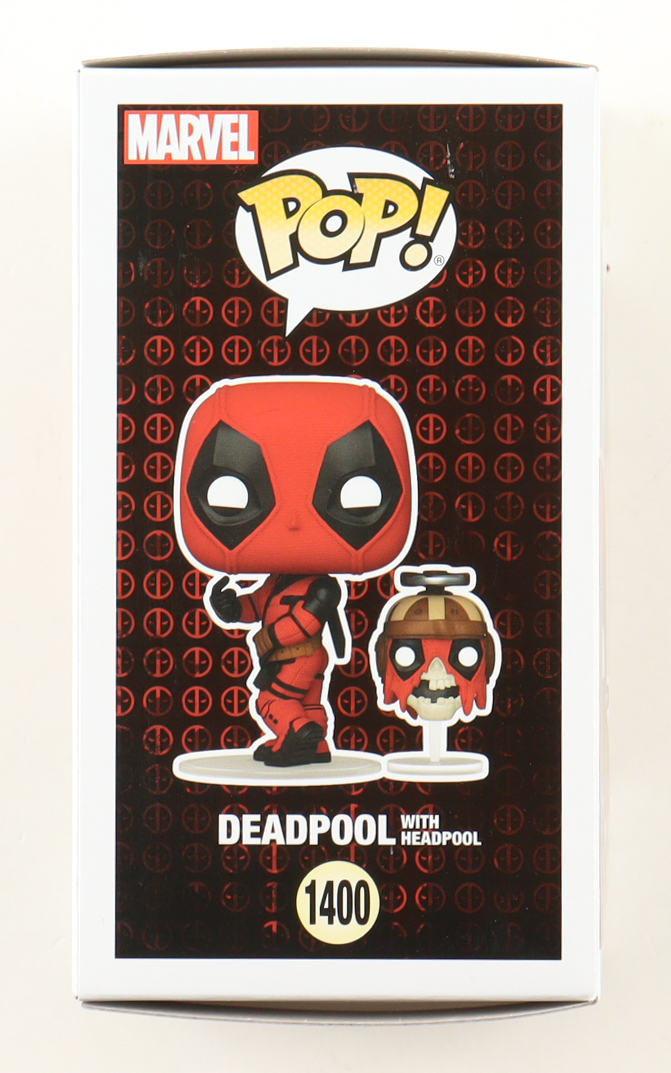 Ryan Reynolds Signed "Deadpool & Wolverine" #1400 Deadpool with Headpool Funko Pop! Vinyl Figure (Beckett) at PristineAuction.com Ryan Reynolds Signed "Deadpool & Wolverine" #1400 Deadpool with Headpool Funko Pop! Vinyl Figure (Beckett) at PristineAuction.com