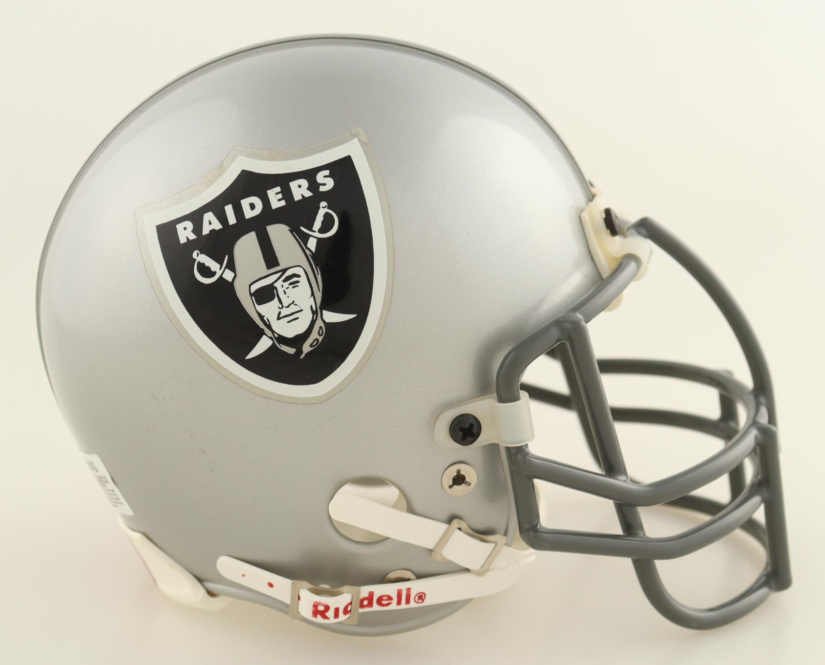 Marcus Allen Signed Raiders Mini Helmet Inscribed "Super Bowl XVIII MVP" (JSA) at PristineAuction.com Marcus Allen Signed Raiders Mini Helmet Inscribed "Super Bowl XVIII MVP" (JSA) at PristineAuction.com