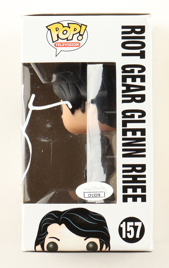 Steven Yeun Signed "The Walking Dead" #157 Riot Gear Glenn Rhee Funko Pop! Vinyl Figure (JSA) at PristineAuction.com Steven Yeun Signed "The Walking Dead" #157 Riot Gear Glenn Rhee Funko Pop! Vinyl Figure (JSA) at PristineAuction.com