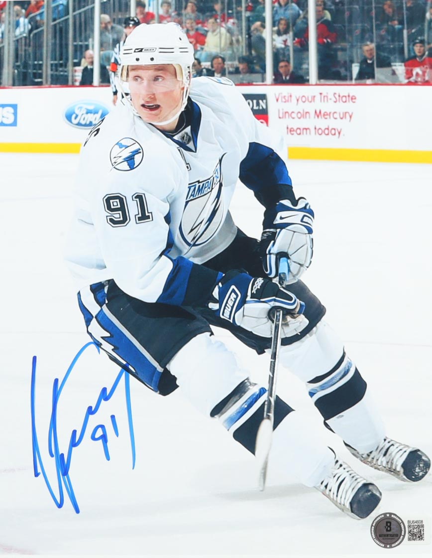 Steven Stamkos Signed Lightning 8x10 Photo (Beckett) at PristineAuction.com Steven Stamkos Signed Lightning 8x10 Photo (Beckett) at PristineAuction.com