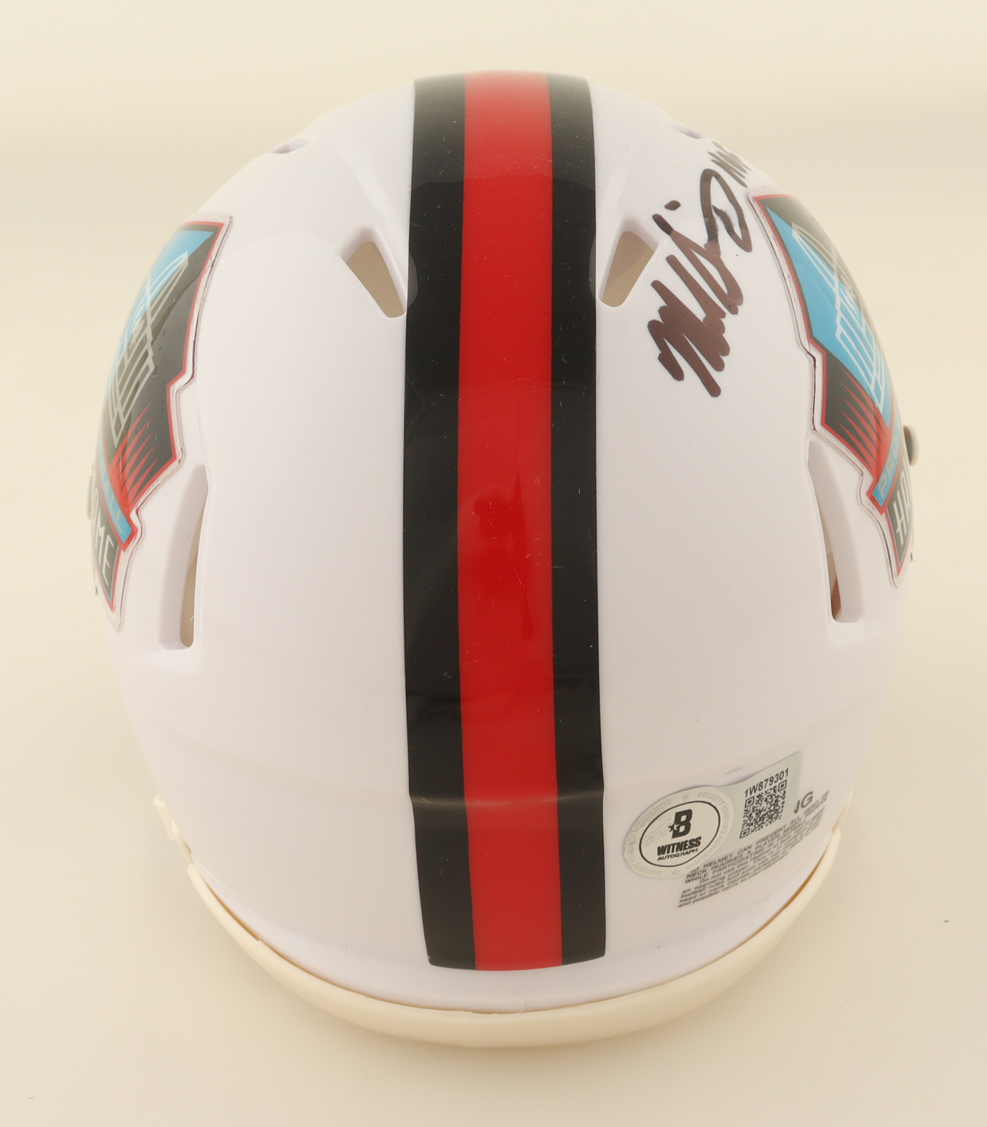 Mike Singletary Signed Hall Of Fame Logo Speed Mini Helmet Inscribed "HOF 98" (Beckett) at PristineAuction.com Mike Singletary Signed Hall Of Fame Logo Speed Mini Helmet Inscribed "HOF 98" (Beckett) at PristineAuction.com