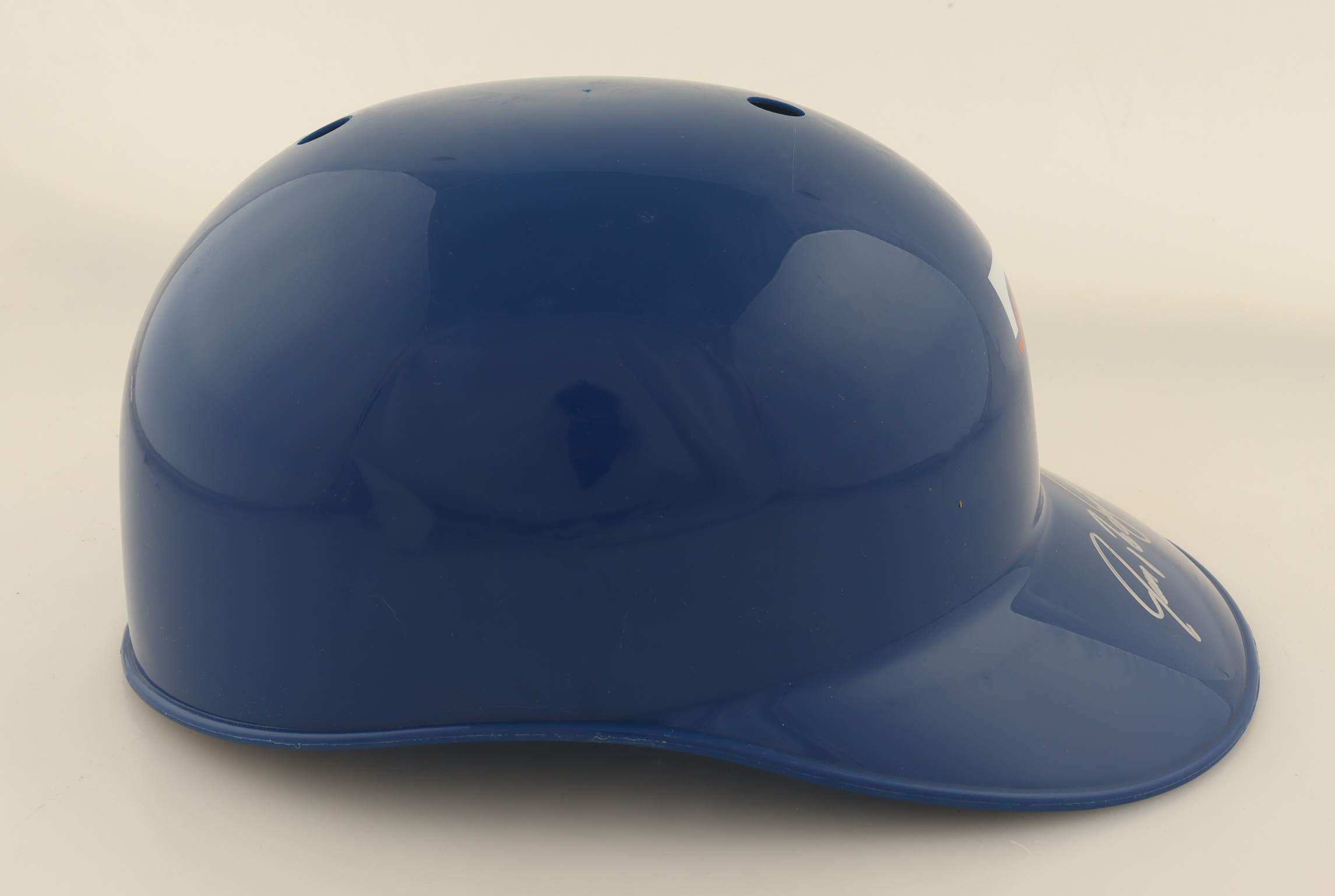 Ivan Rodriguez Signed Rangers Full-Size Batting Helmet (JSA) at PristineAuction.com Ivan Rodriguez Signed Rangers Full-Size Batting Helmet (JSA) at PristineAuction.com