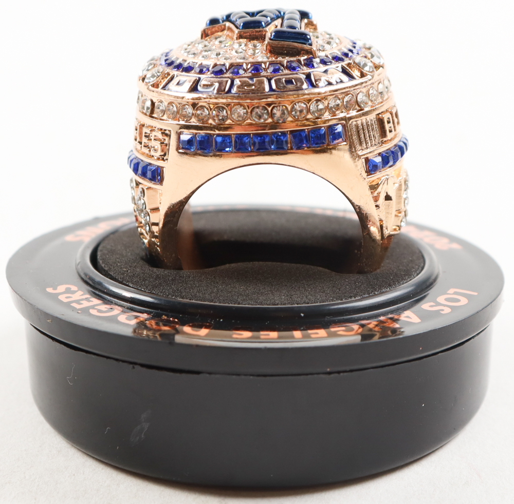 2024 Los Angeles Dodgers Commemorative World Series MLB Replica Championship Ring at PristineAuction.com 2024 Los Angeles Dodgers Commemorative World Series MLB Replica Championship Ring at PristineAuction.com