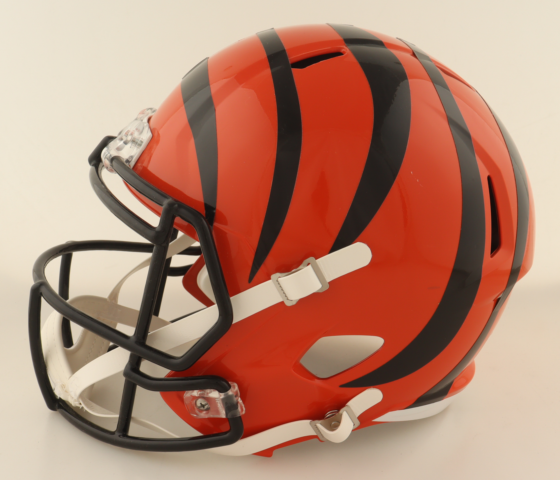 Joe Burrow Signed Bengals Full-Size Speed Helmet (Fanatics) at PristineAuction.com Joe Burrow Signed Bengals Full-Size Speed Helmet (Fanatics) at PristineAuction.com