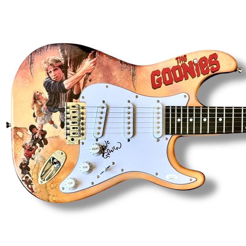 Dave Grusin Signed "The Goonies" Custom Stratocaster Guitar (JSA) at PristineAuction.com Dave Grusin Signed "The Goonies" Custom Stratocaster Guitar (JSA) at PristineAuction.com