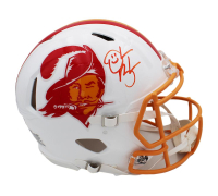 Derrick Brooks Signed Buccaneers Full-Size Authentic On-Field Throwback Alternate Speed Helmet (Radtke) at PristineAuction.com