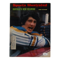 Gil Perreault Signed 1973 Sports Illustrated Magazine (JSA) at PristineAuction.com