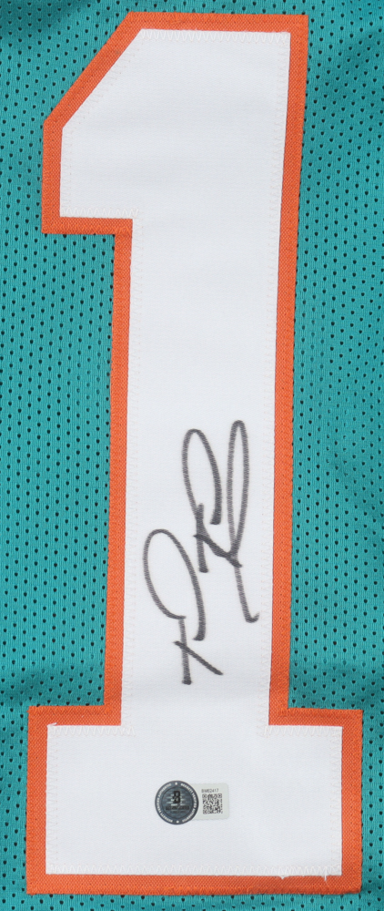 Tua Tagovailoa Signed Jersey (Beckett) at PristineAuction.com Tua Tagovailoa Signed Jersey (Beckett) at PristineAuction.com