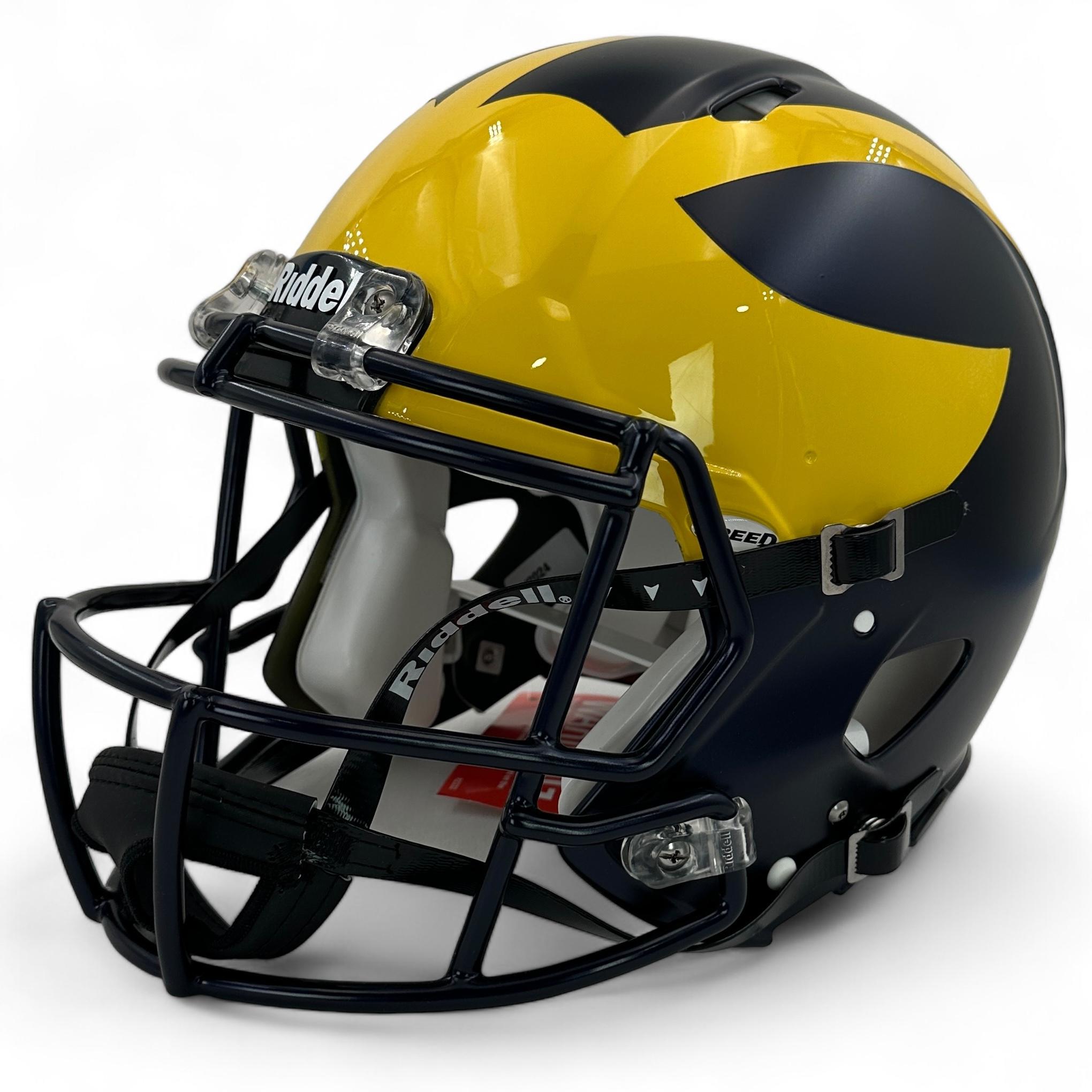 JJ McCarthy Signed Michigan Wolverines National Champions Logo Full-Size Authentic On-Field Speed Helmet (Beckett) at PristineAuction.com JJ McCarthy Signed Michigan Wolverines National Champions Logo Full-Size Authentic On-Field Speed Helmet (Beckett) at PristineAuction.com