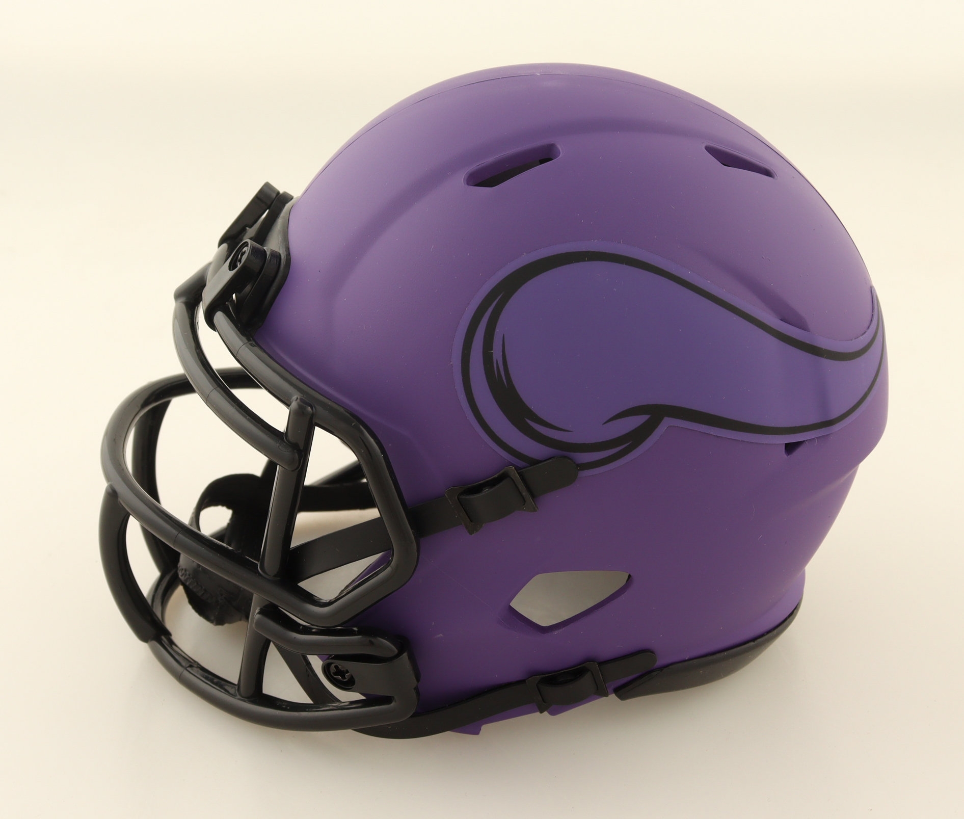 Justin Jefferson Signed Vikings Rave Alternate Speed Mini Helmet (Beckett) at PristineAuction.com Justin Jefferson Signed Vikings Rave Alternate Speed Mini Helmet (Beckett) at PristineAuction.com