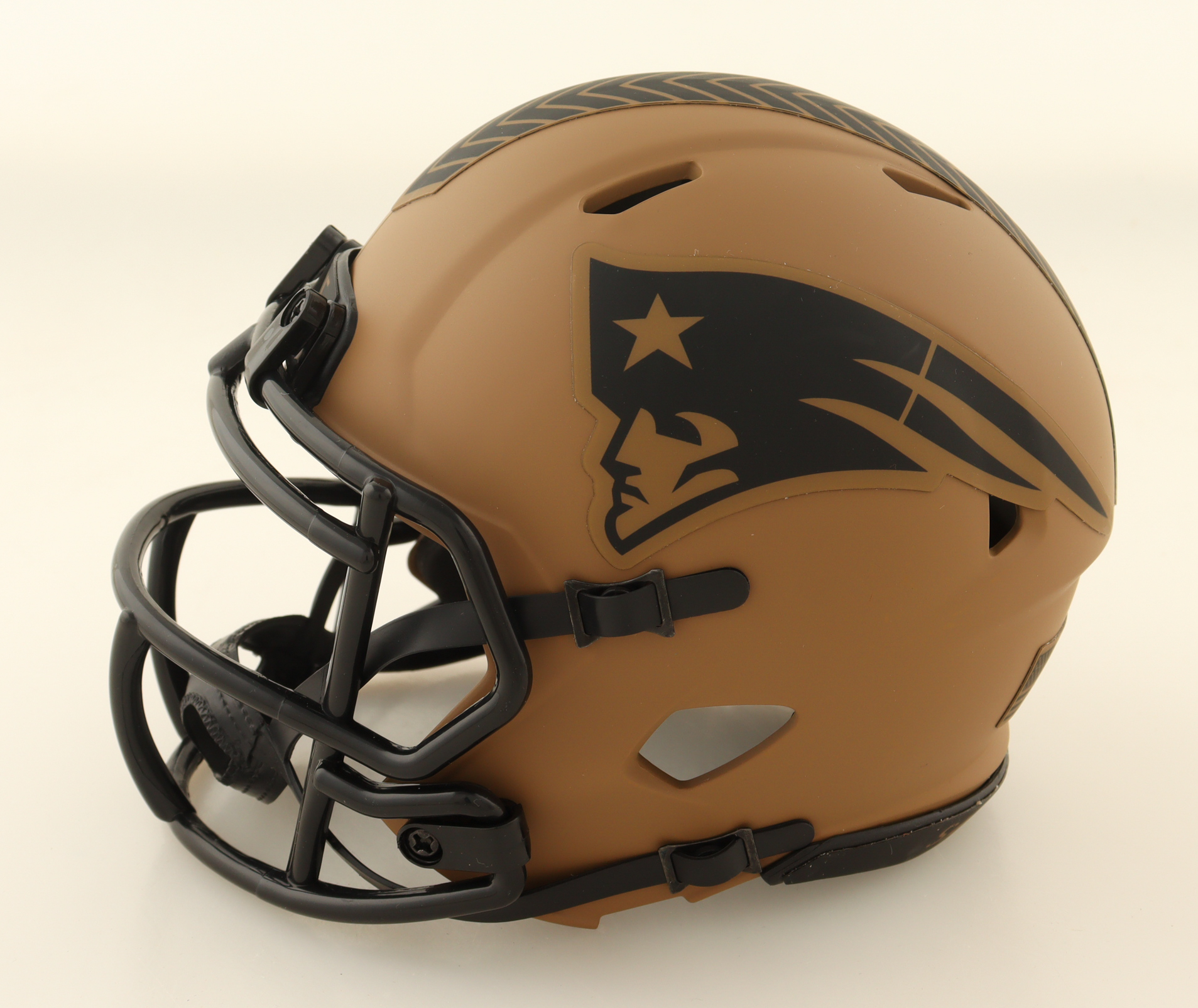 Christian Gonzalez Signed Patriots Salute To Service Alternate Speed Mini Helmet (Beckett) at PristineAuction.com Christian Gonzalez Signed Patriots Salute To Service Alternate Speed Mini Helmet (Beckett) at PristineAuction.com