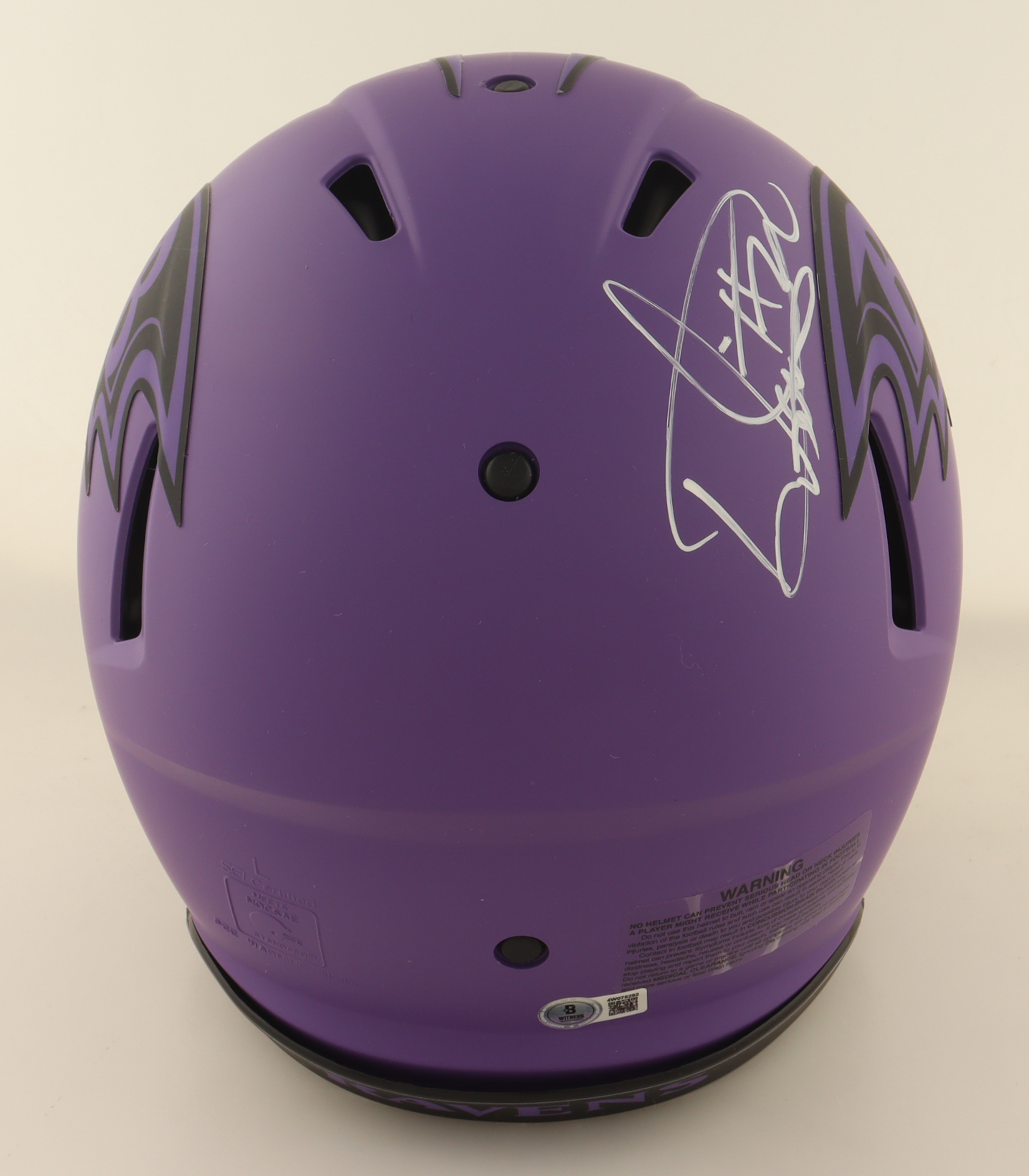 Derrick Henry Signed Ravens Full-Size Authentic On-Field Rave Alternate Speed Helmet (Beckett) at PristineAuction.com Derrick Henry Signed Ravens Full-Size Authentic On-Field Rave Alternate Speed Helmet (Beckett) at PristineAuction.com